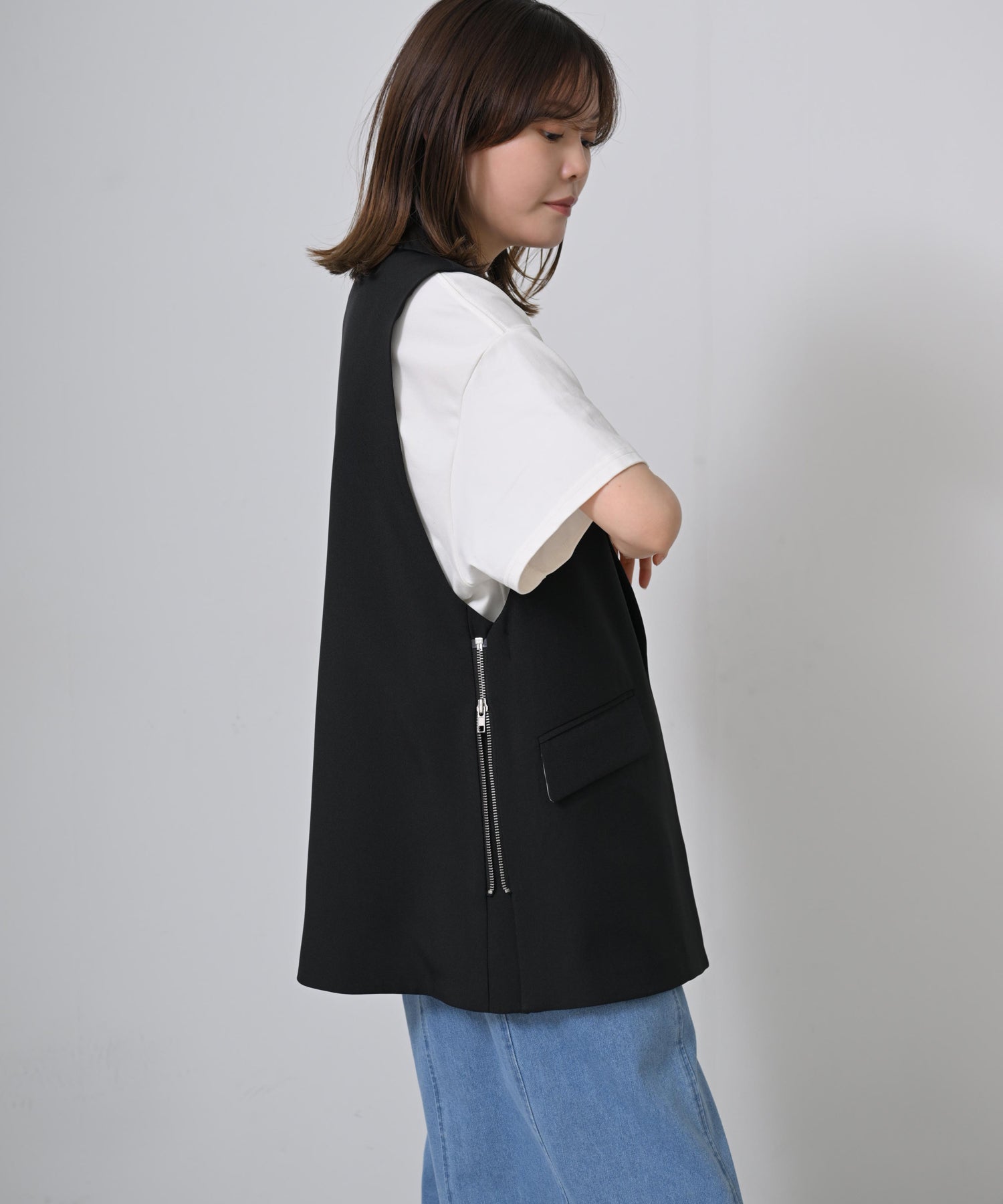 ブラック　model：H167