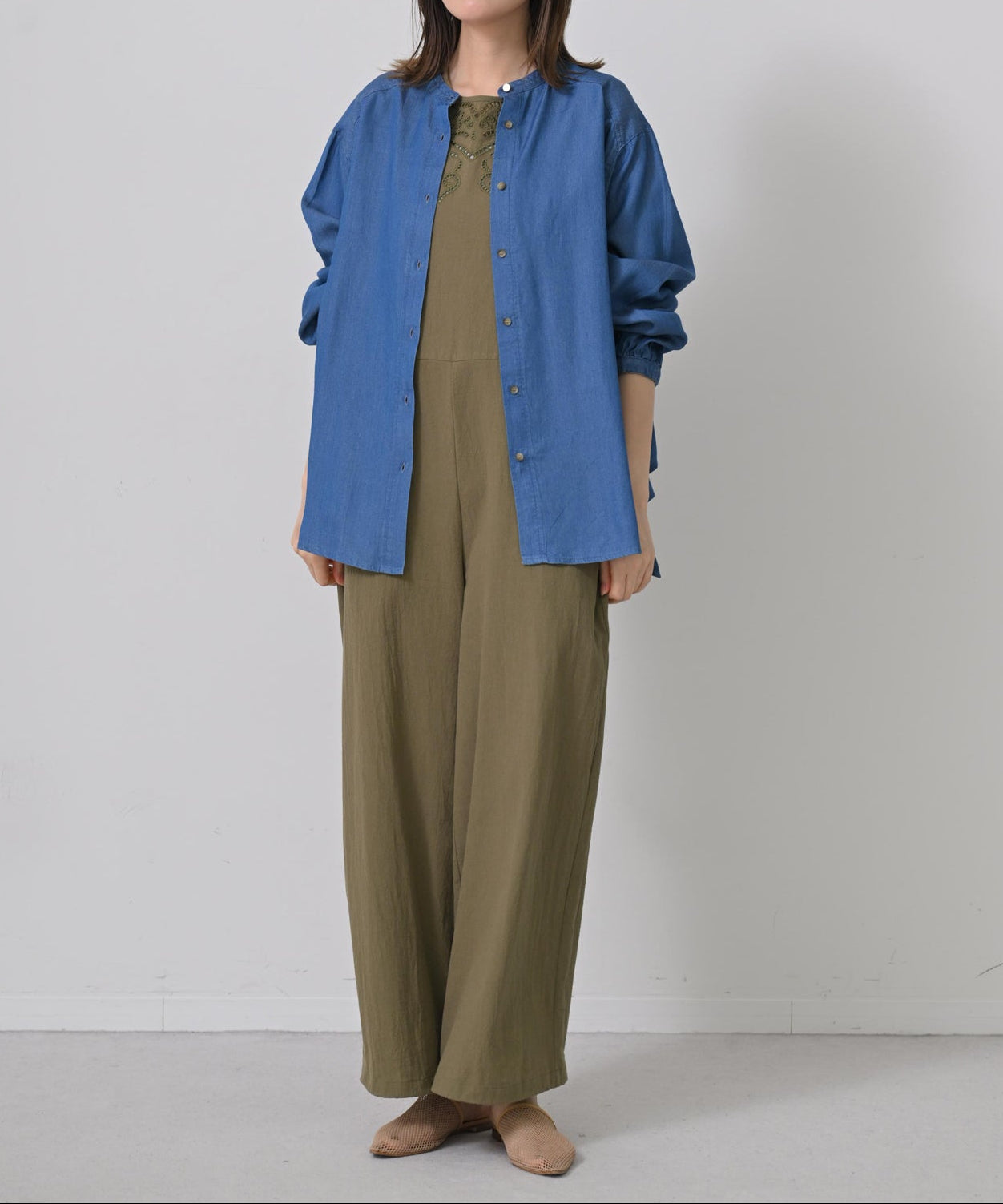 2-Way Frill Chambray Blouse