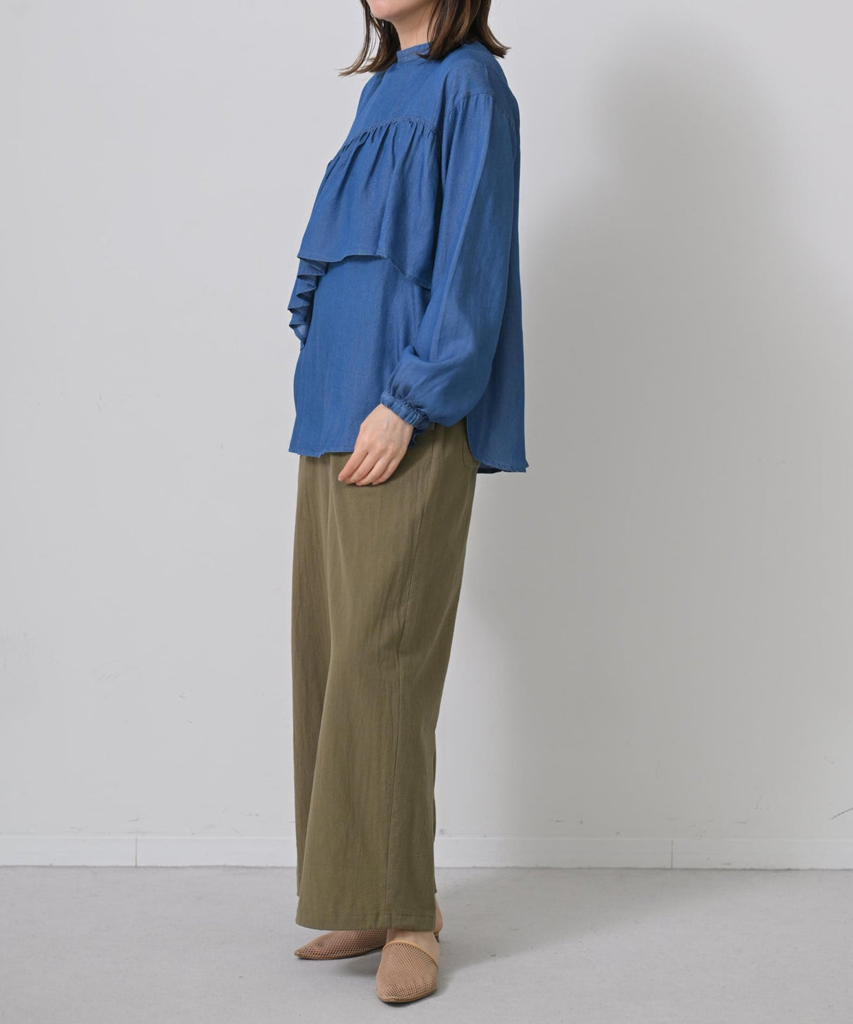 2-Way Frill Chambray Blouse