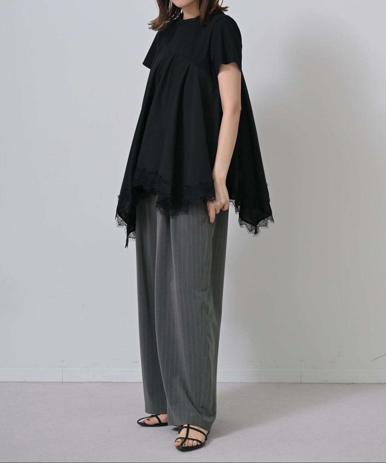 ブラック　model：H167