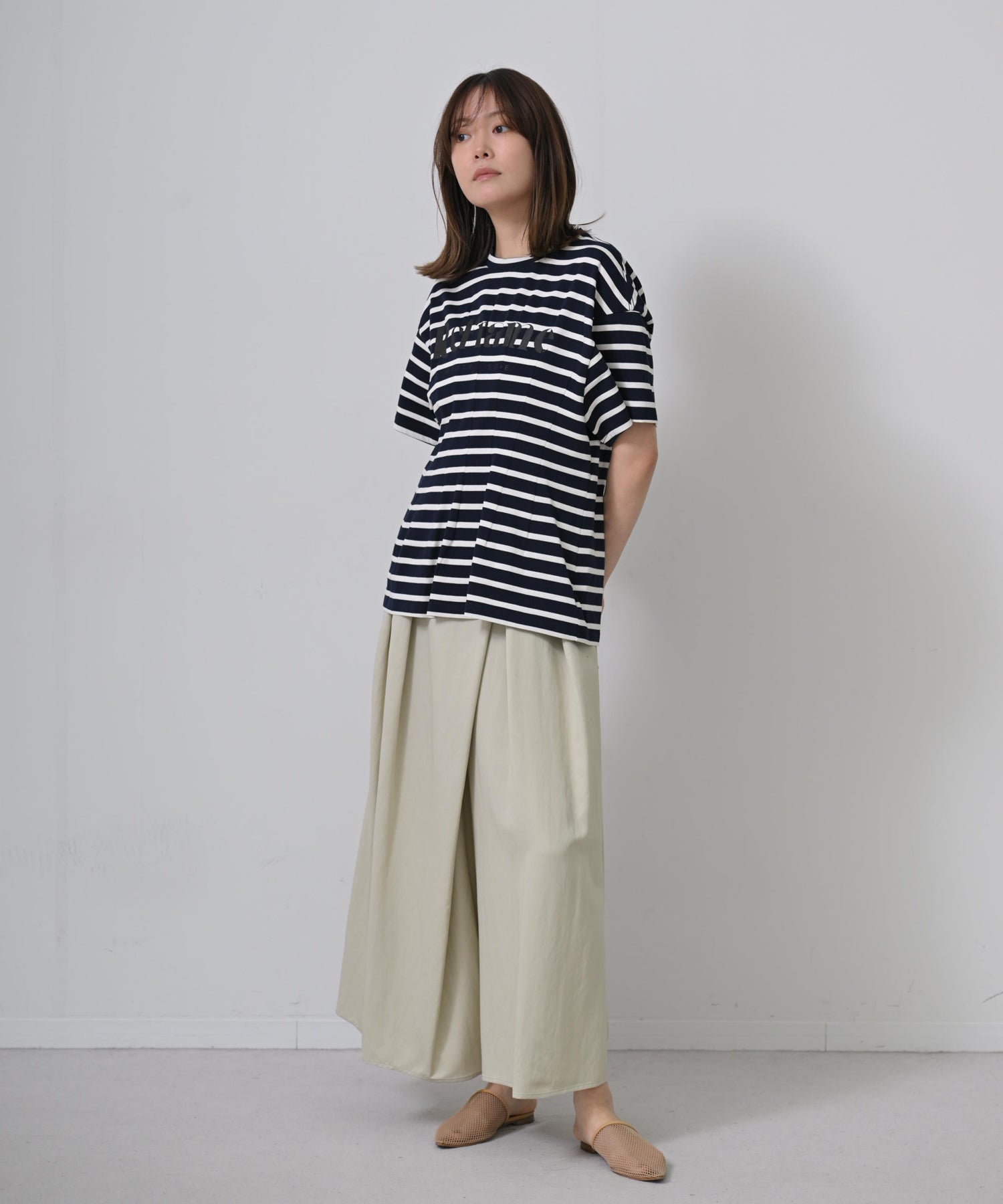 ダークネイビー×オフ　model：H167
