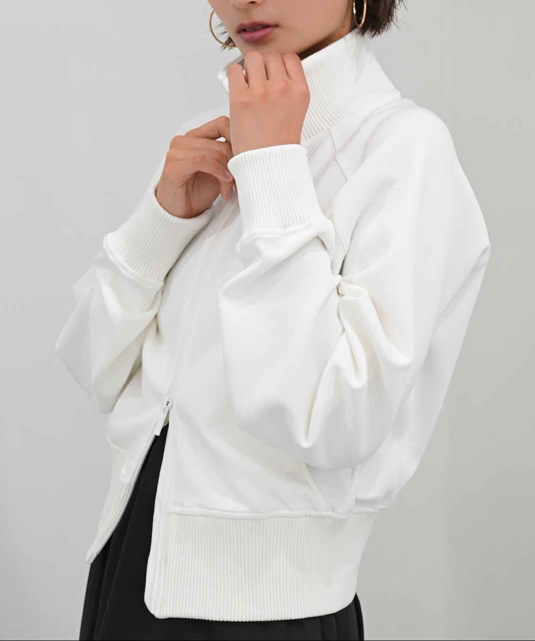 オフホワイト　model：H166cm