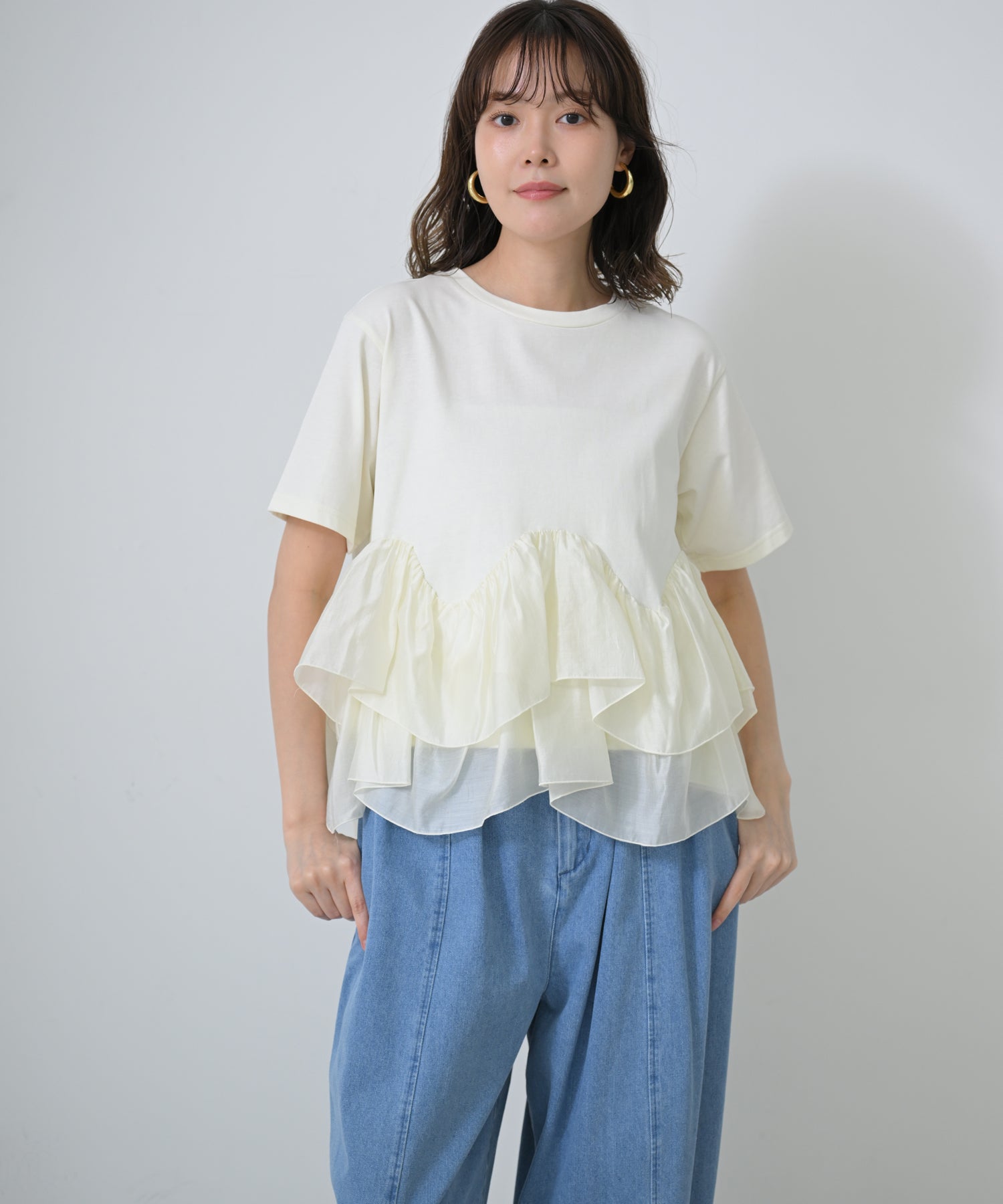 オフホワイト　model：H167