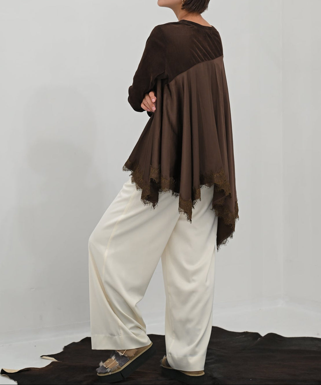 ブラウン　model：H166cm