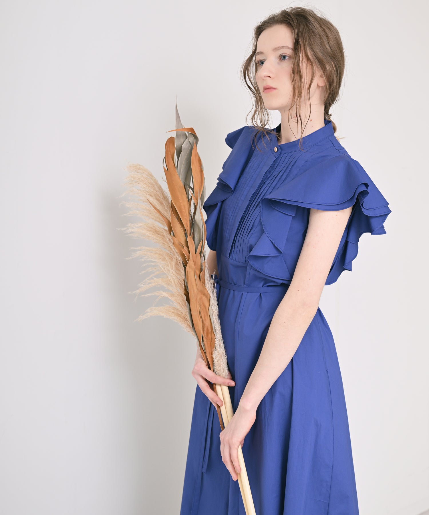 ブルー　model：H170