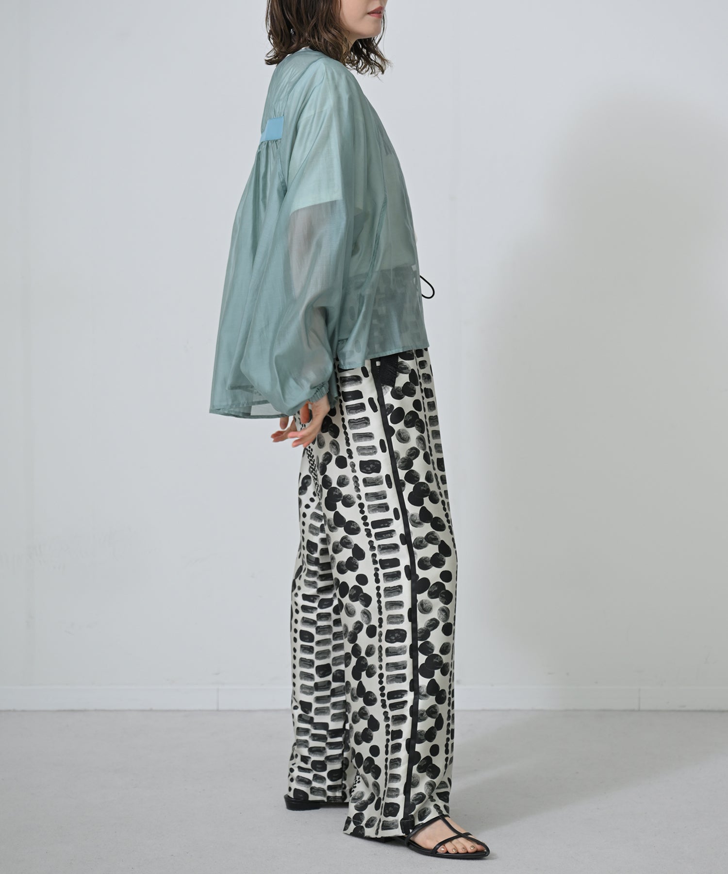 ブルーグリーン　model：H167