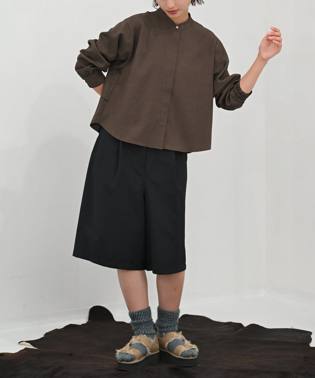 ブラウン　model：H166cm
