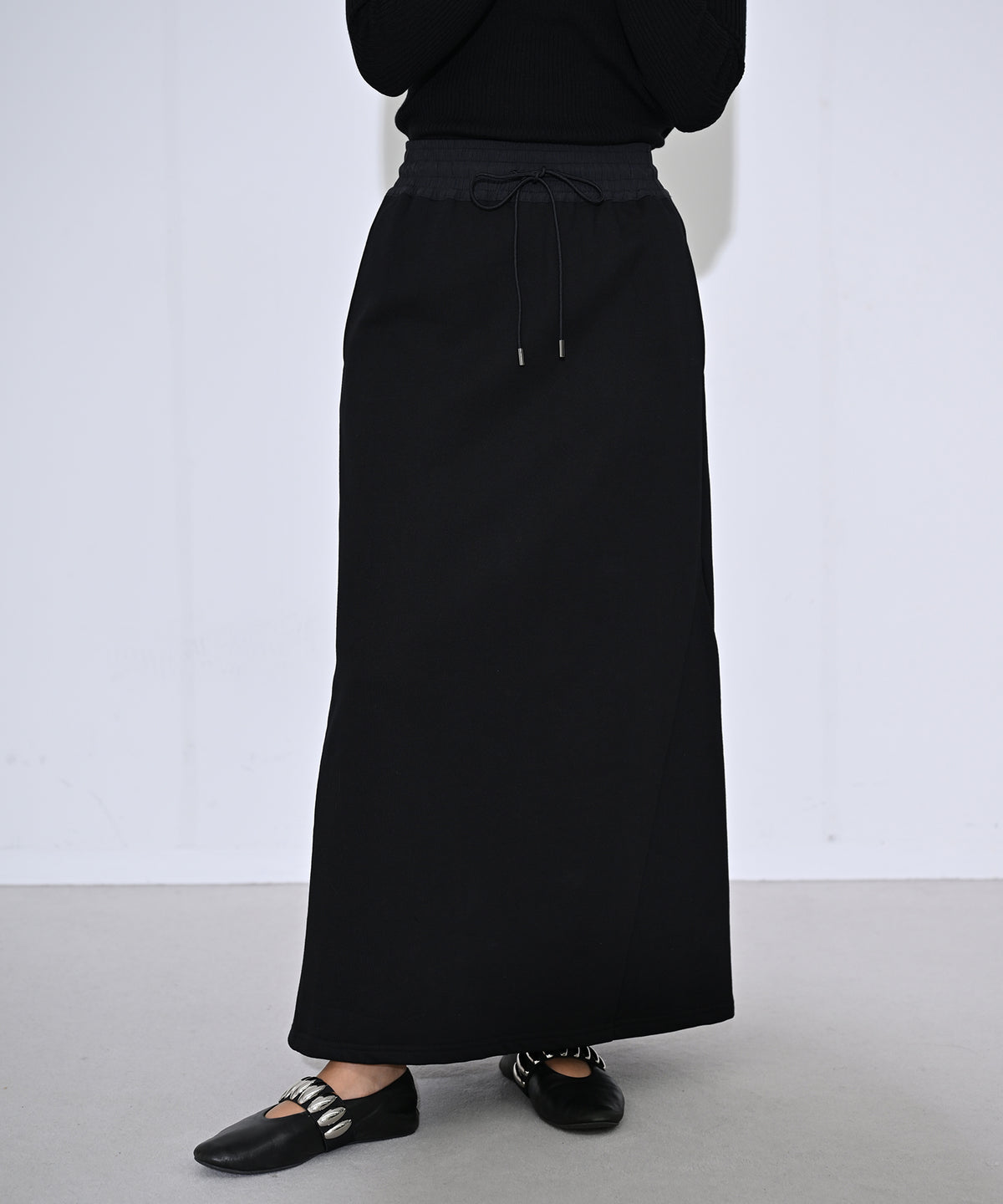 ブラック　model：H166cm