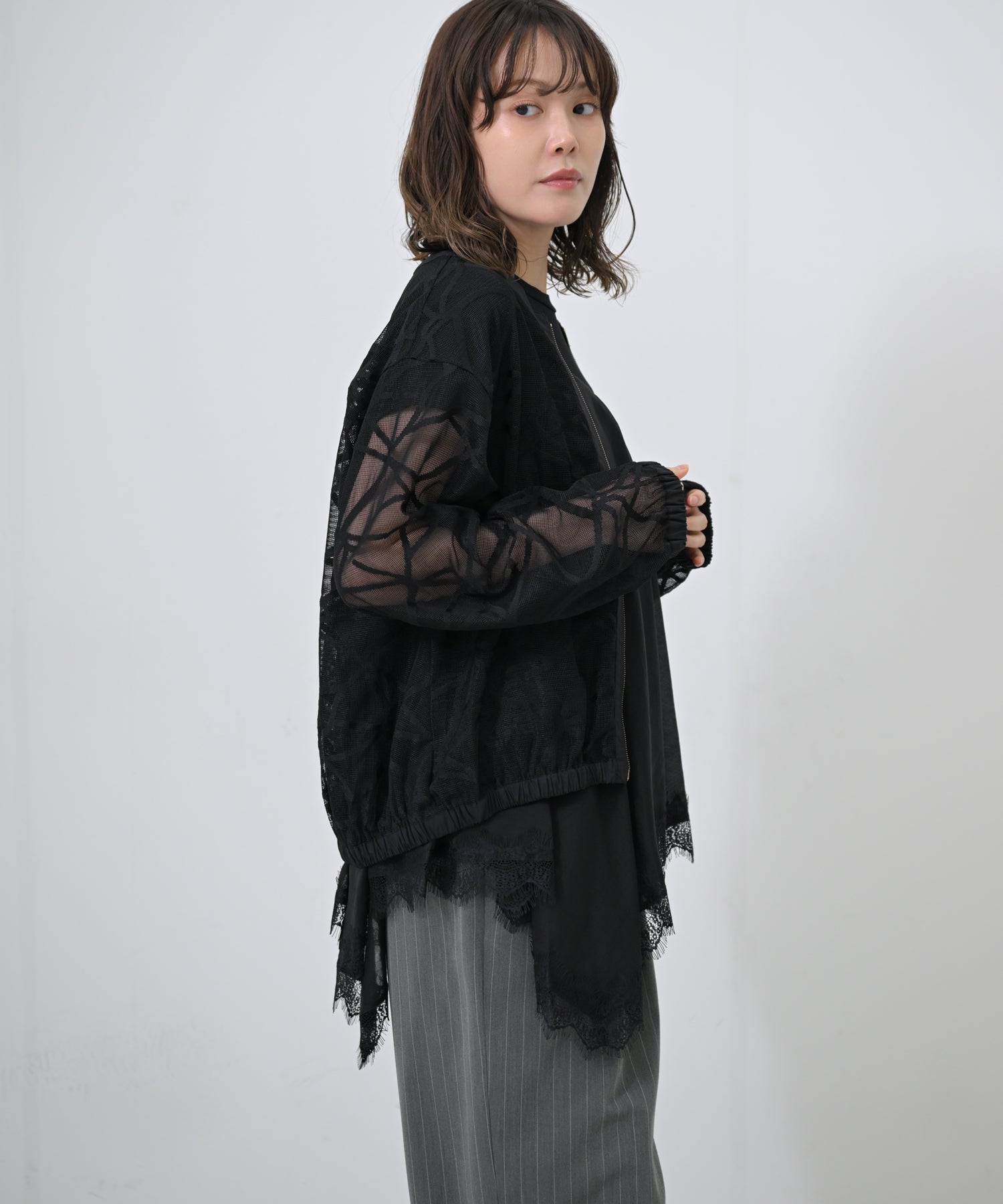 ブラック　model：H167