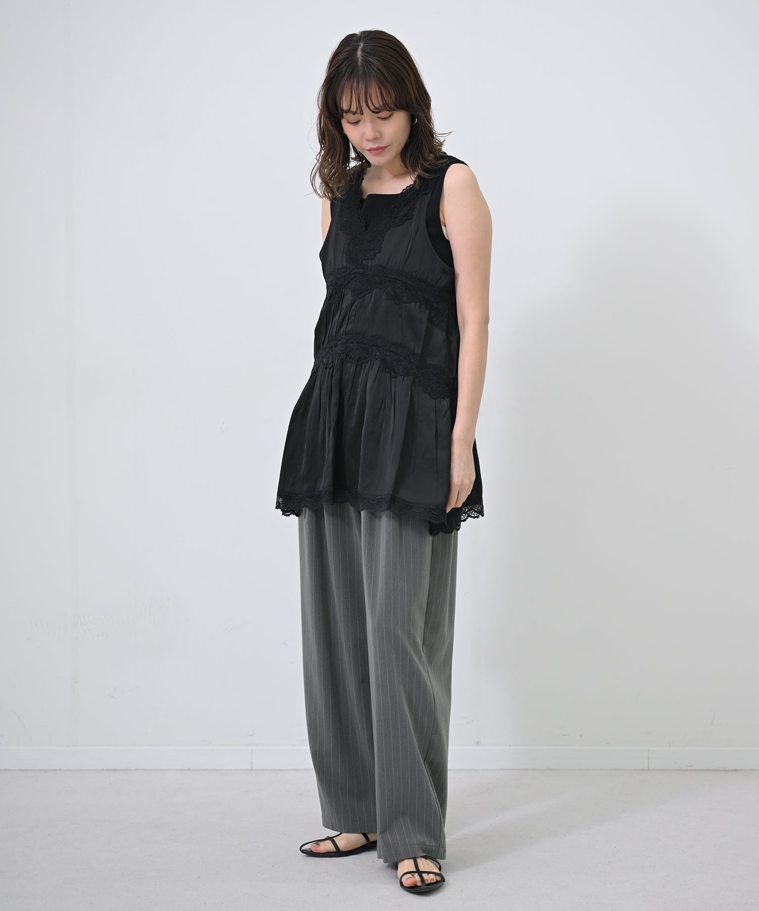 ブラック　model：H167