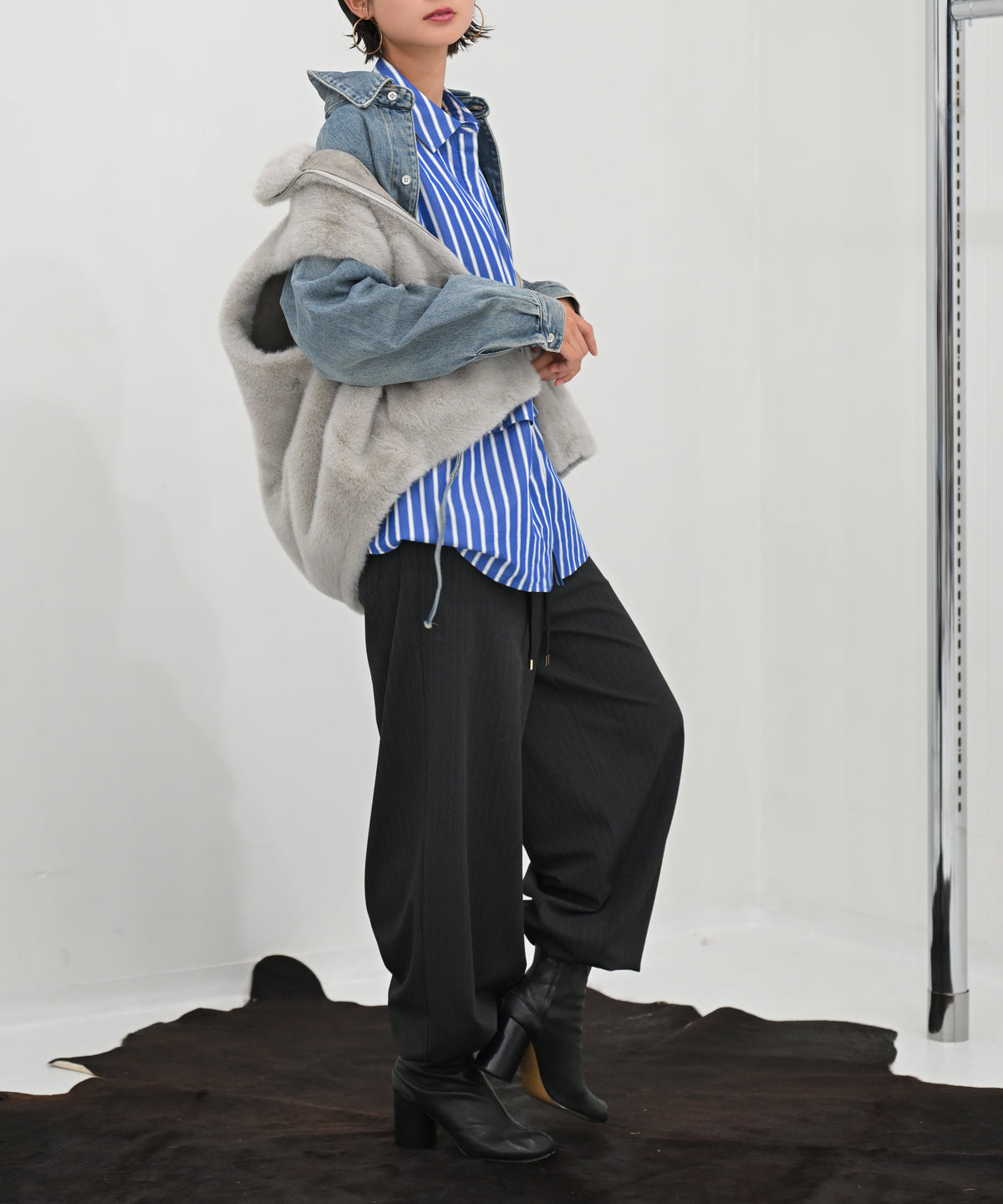 グレー　model：H166cm
