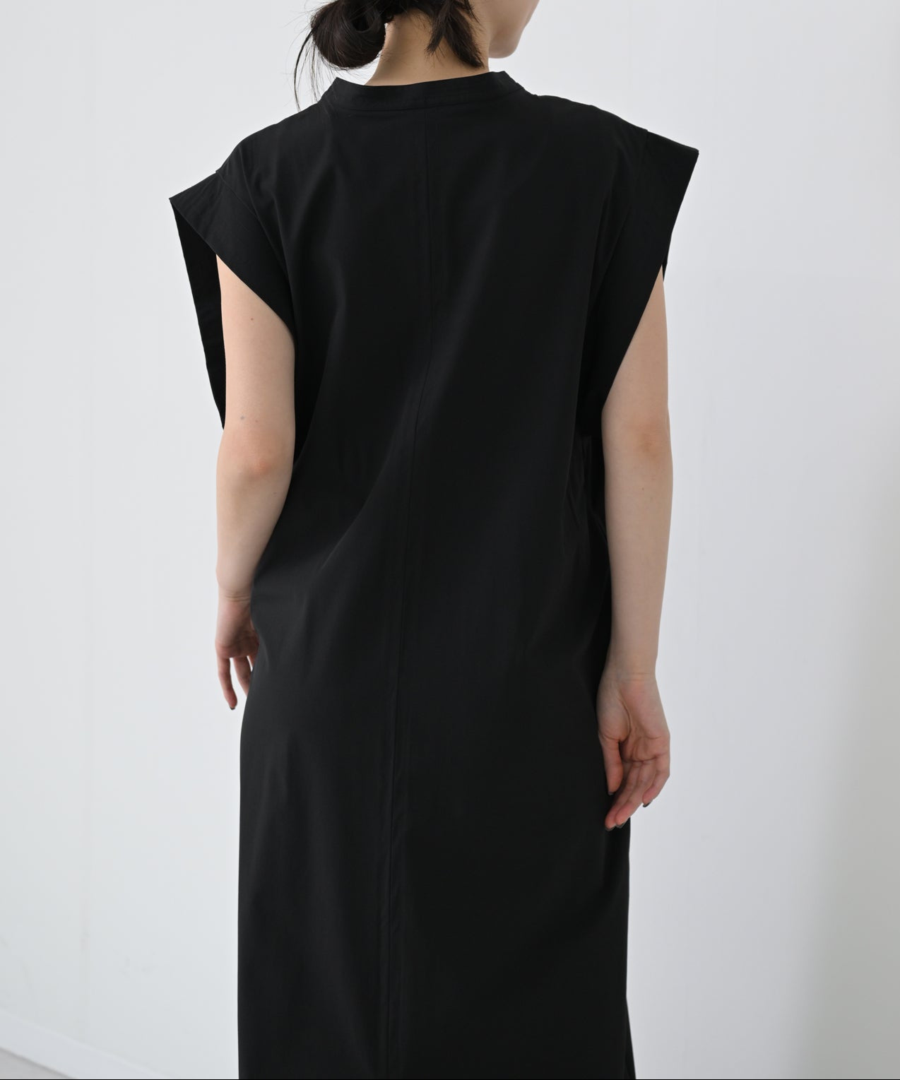 ブラック　model：H160