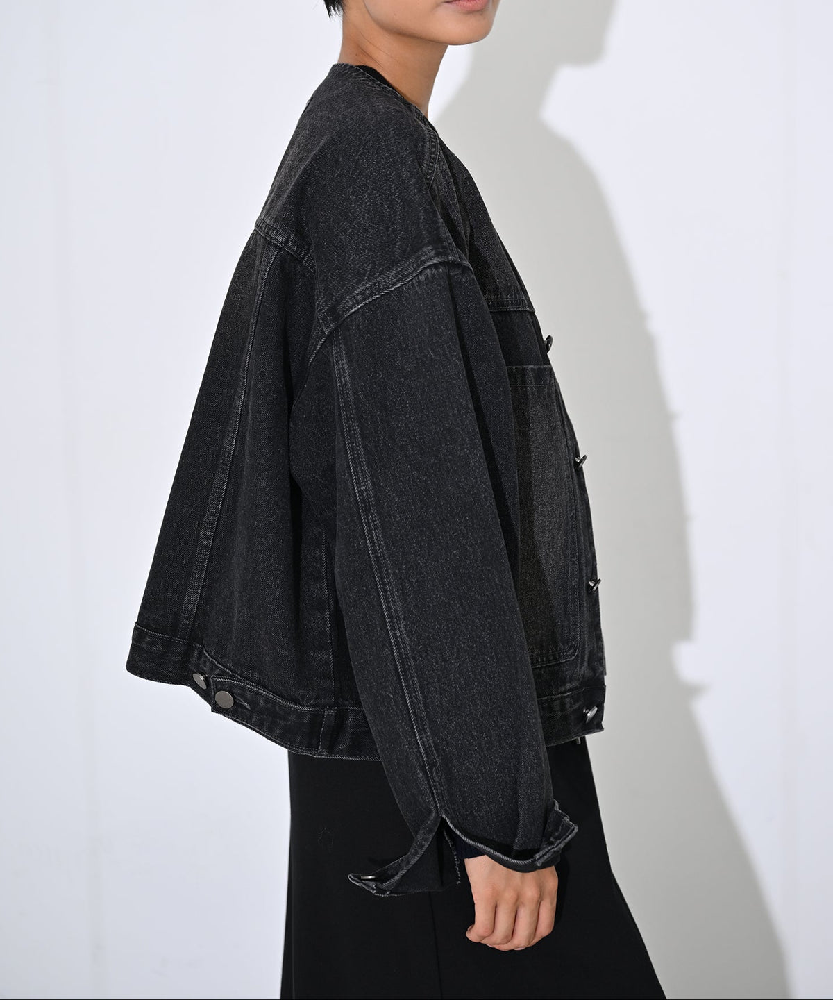 ブラック　model：H166cm