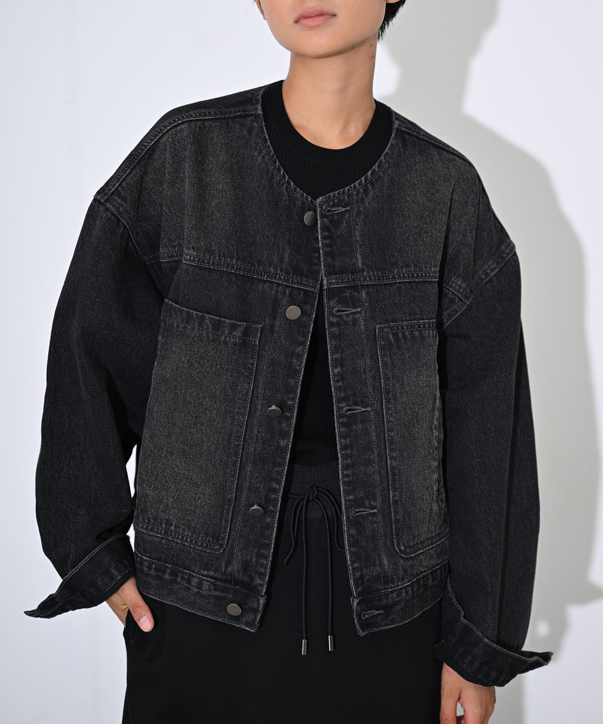 ブラック　model：H166cm