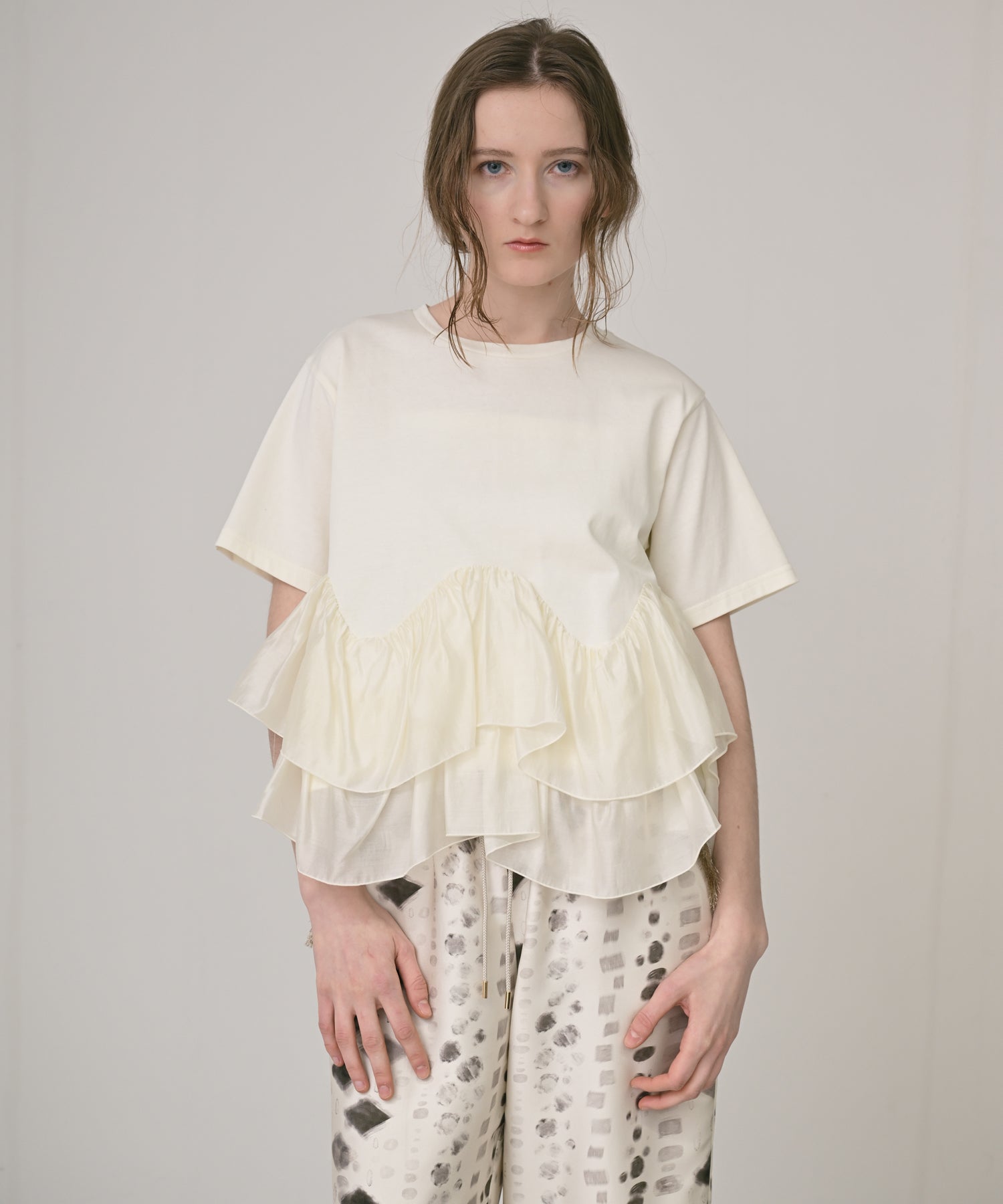 Frill-Hem Short Sleeve Tops