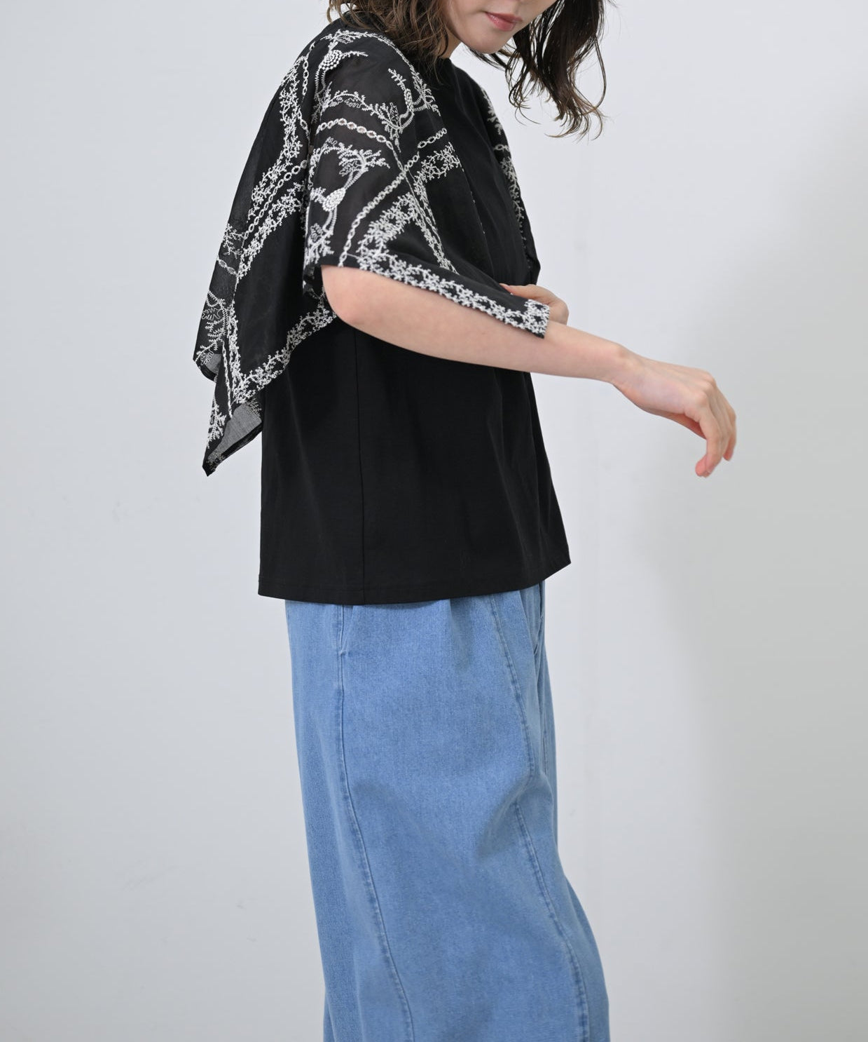 ブラック　model：H167
