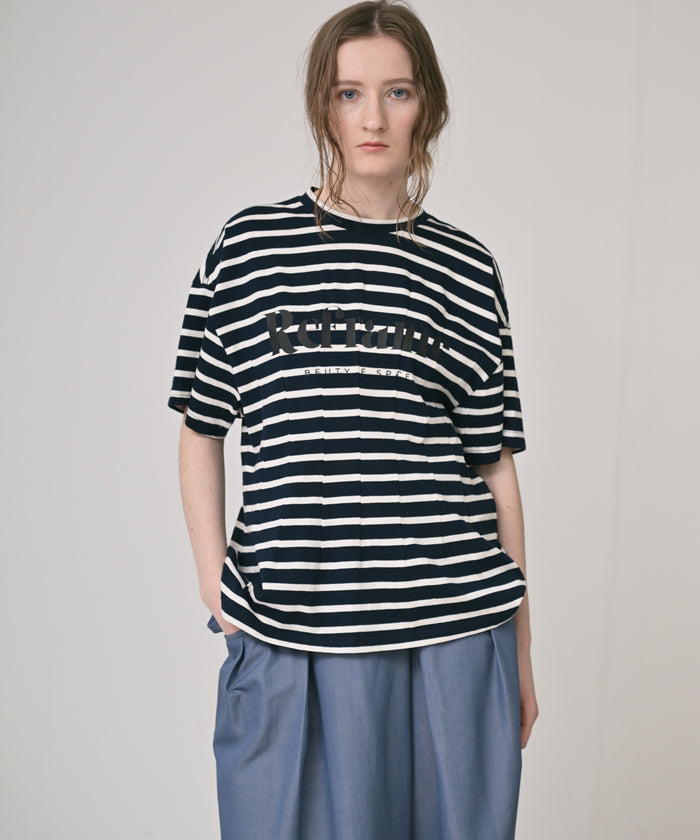 リフレームボーダーロゴリラックスTシャツ ダークネイビーオフ