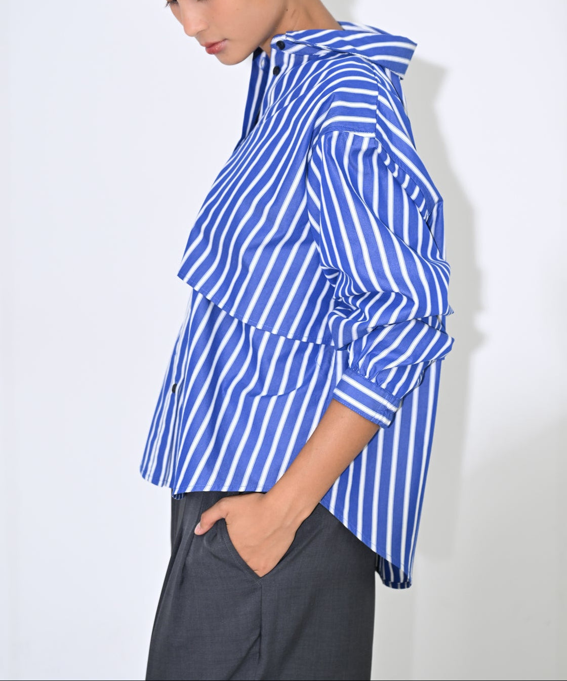 ブルー×オフホワイト　model：H166cm