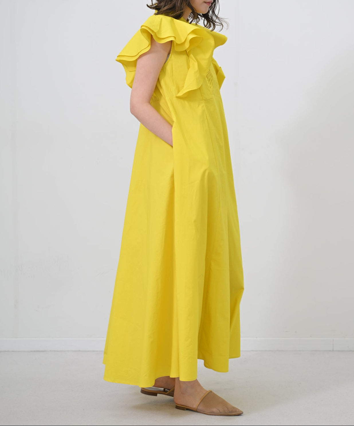 イエロー　model：H167