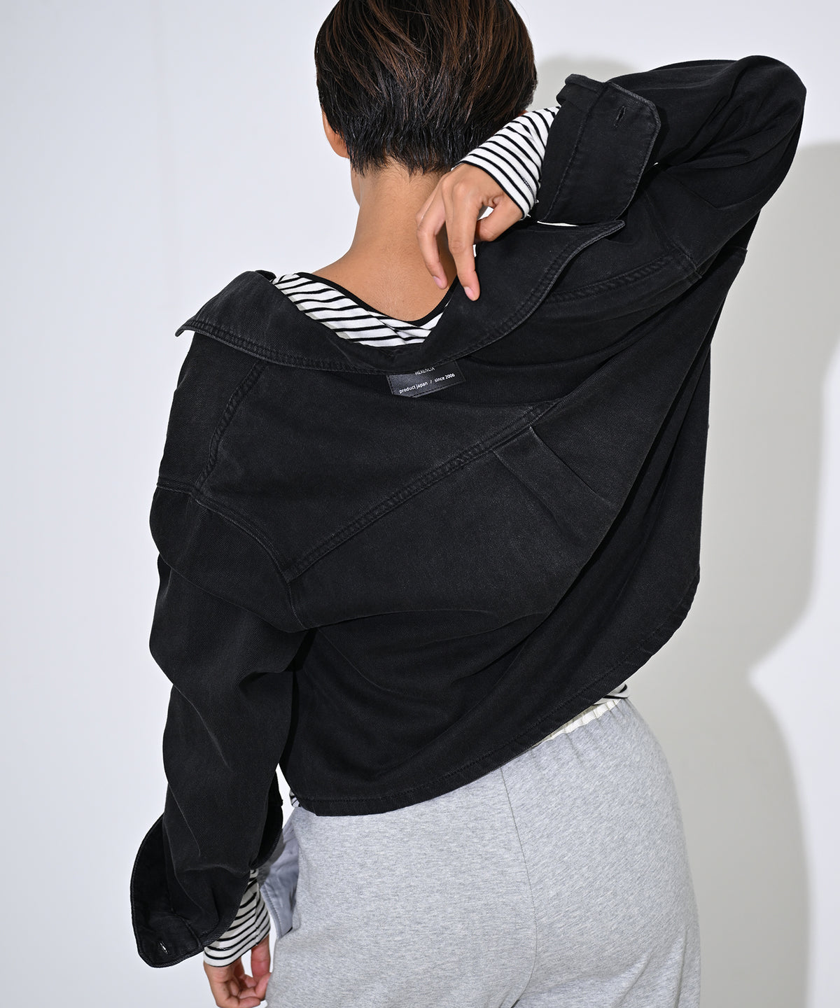 ブラック　model：H166cm