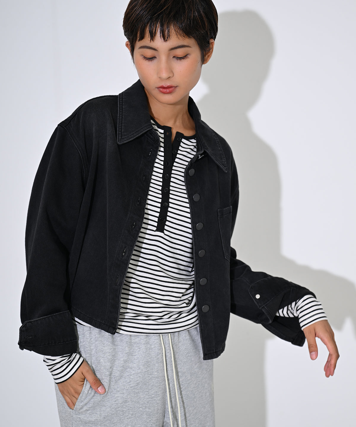 ブラック　model：H166cm