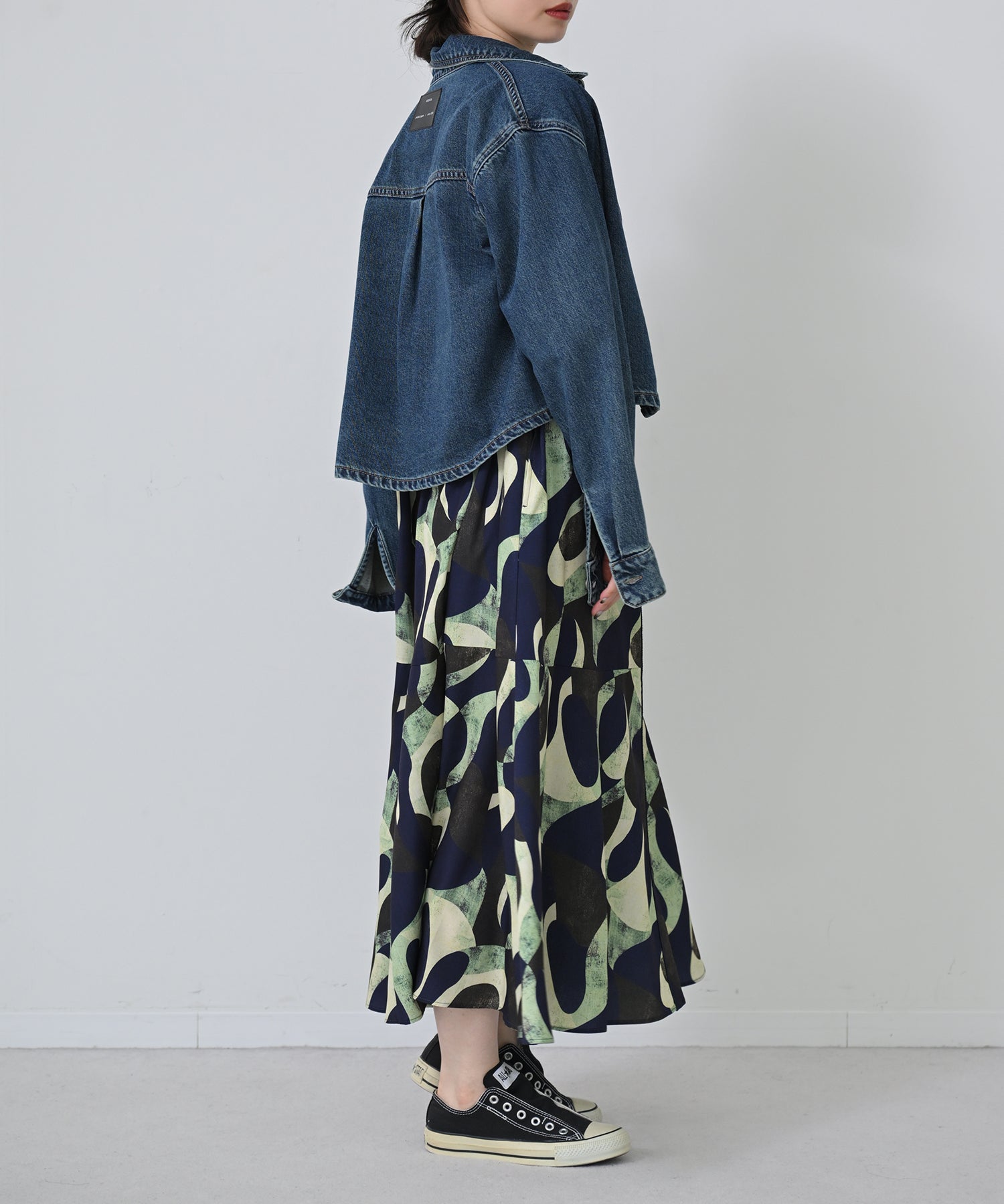 インディゴ　model：H160