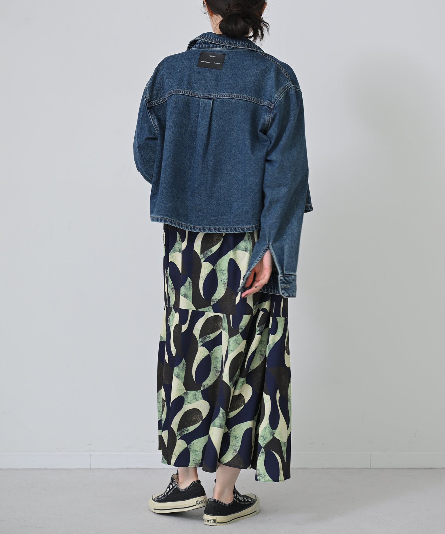 インディゴ　model：H160