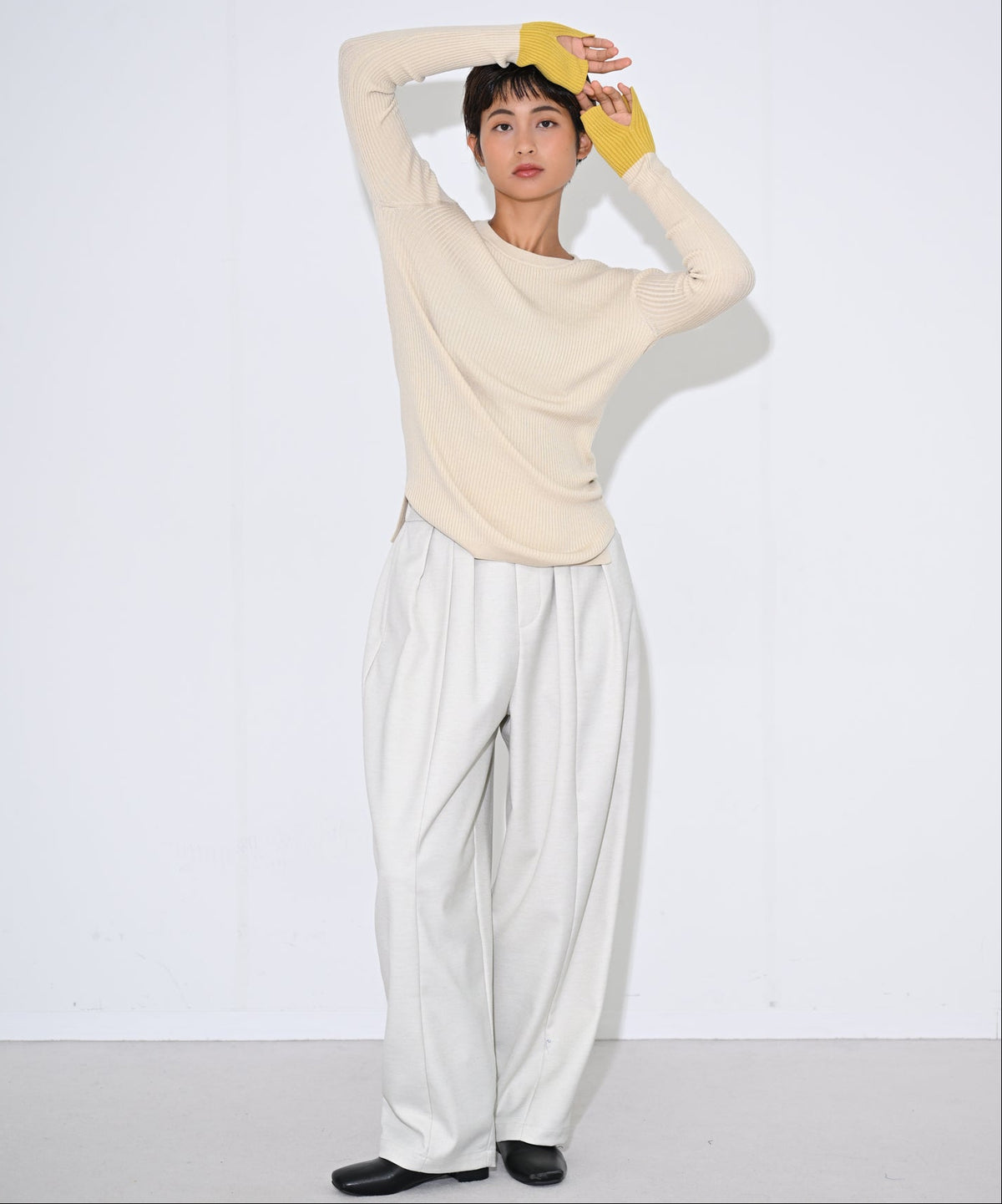 ベージュ×イエロー　model：H166cm