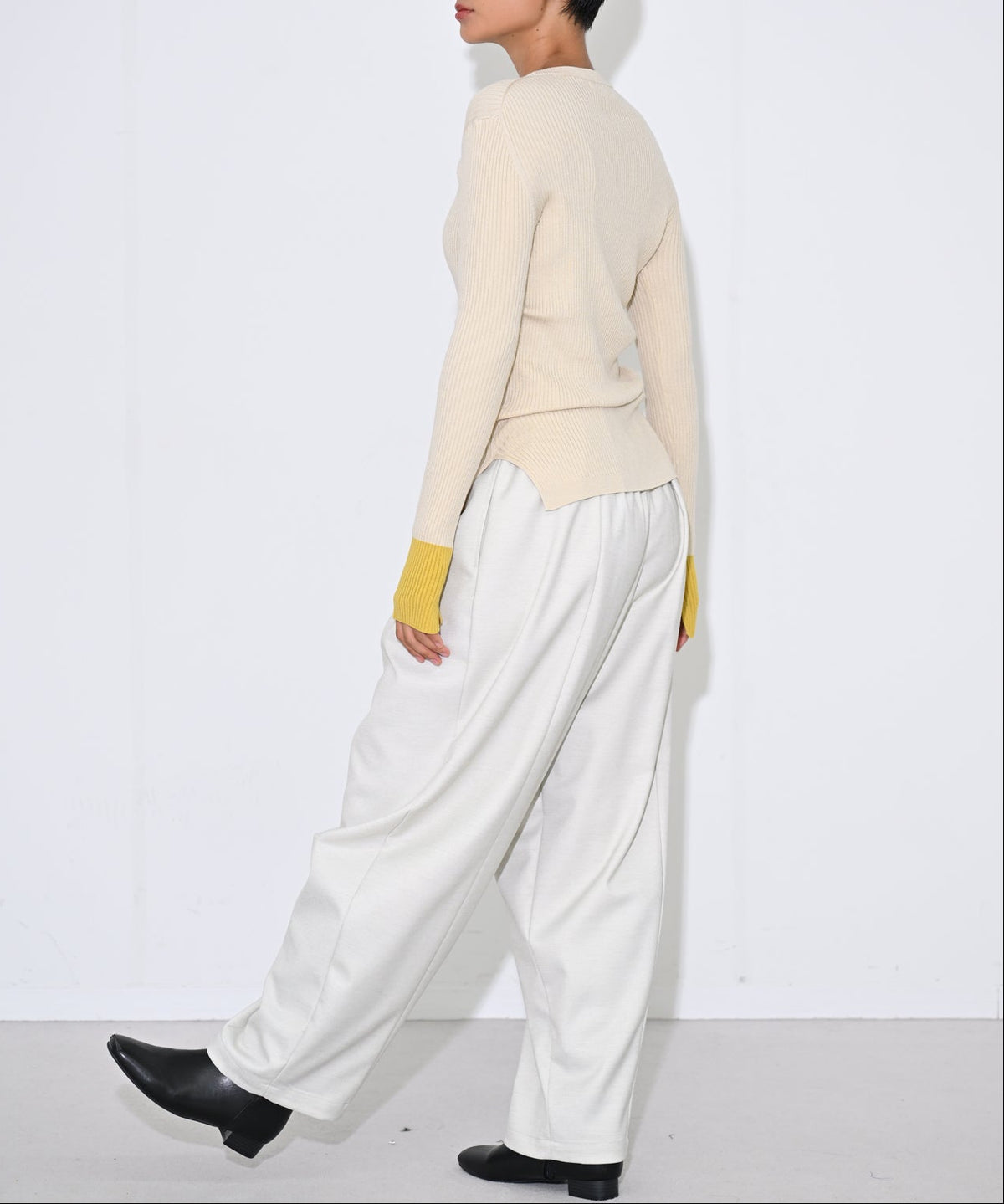 ベージュ×イエロー　model：H166cm