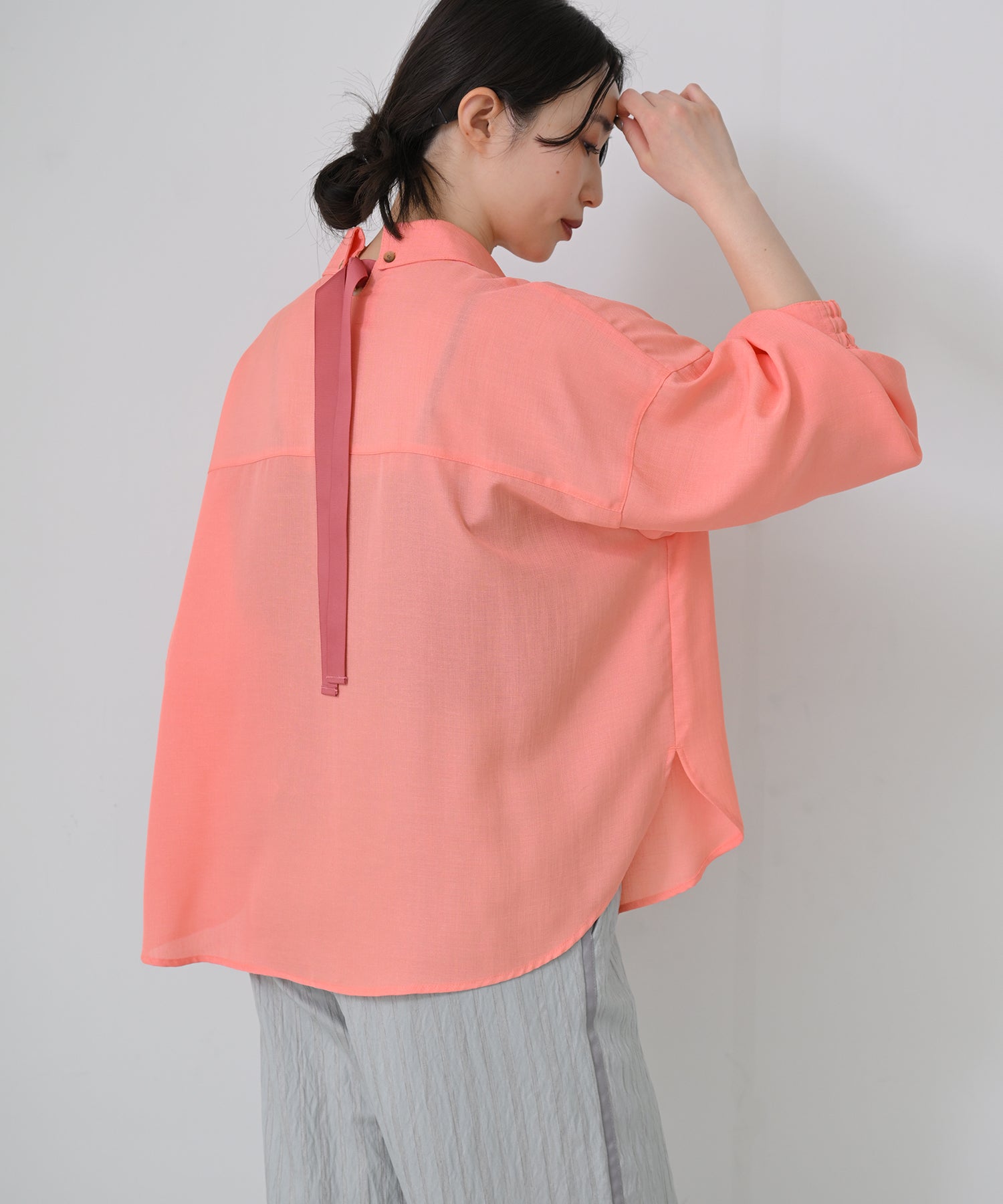 Back Ribbon Skipper Blouse