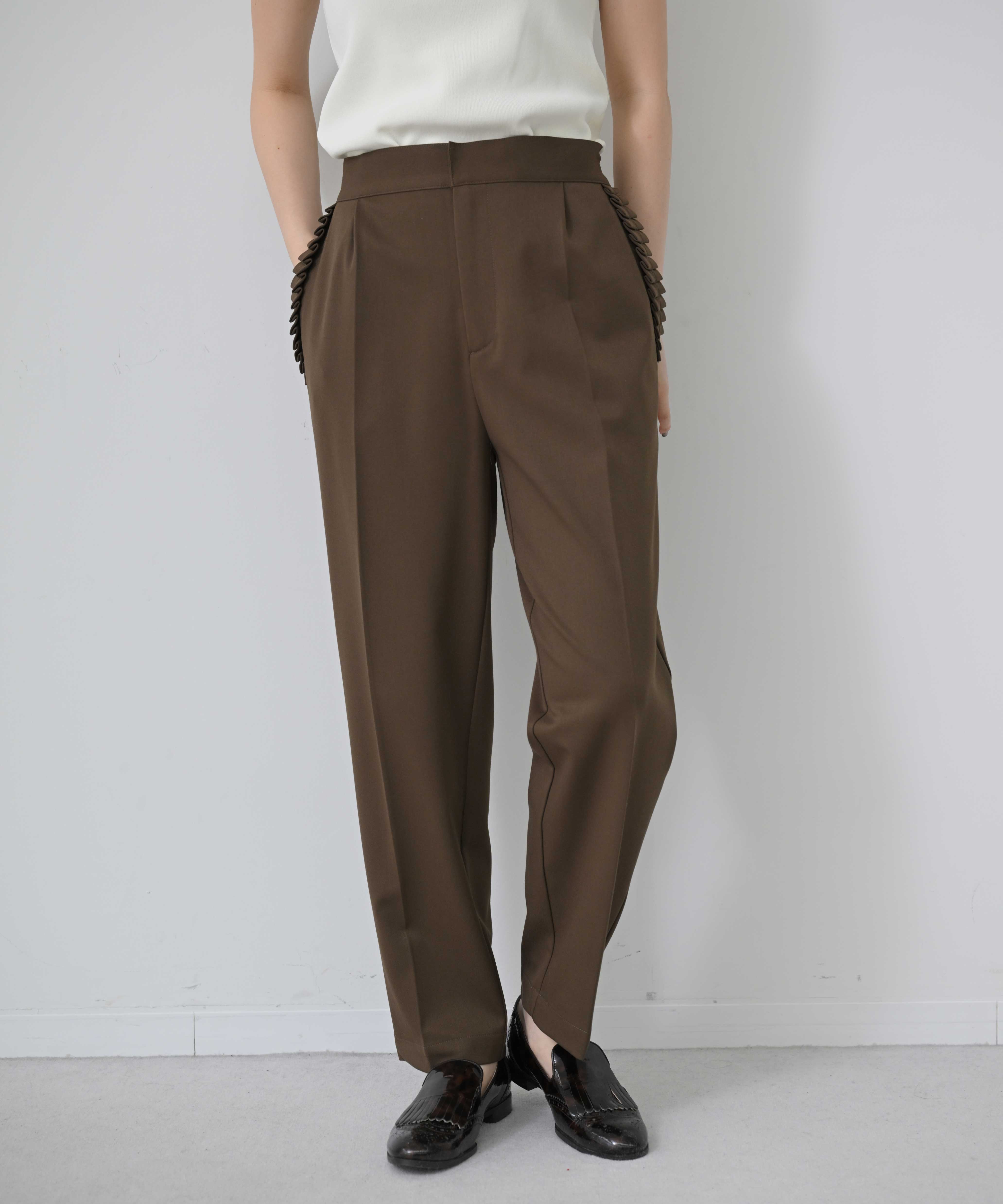 Frillied Pockets Pants