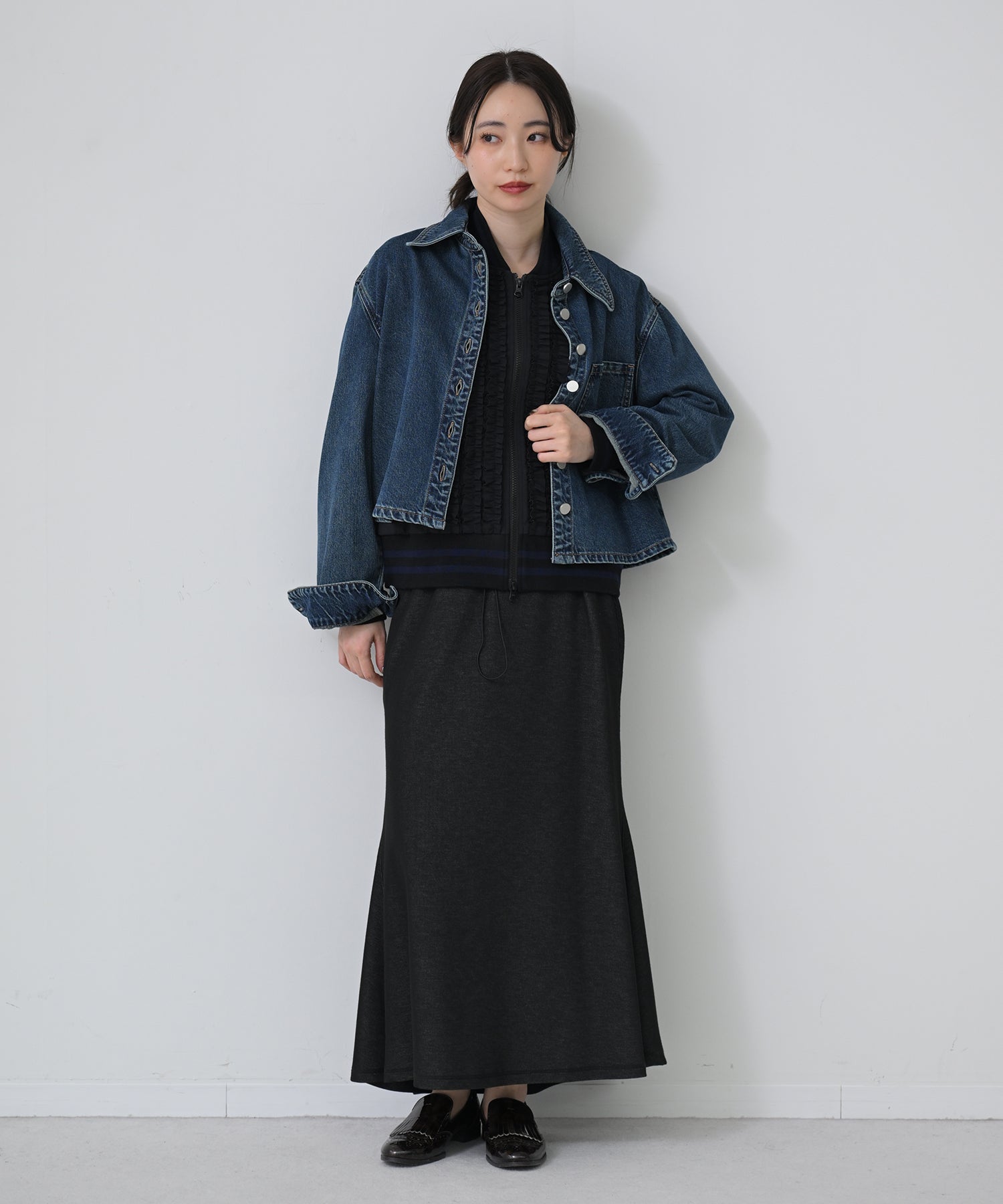 インディゴ　model：H160