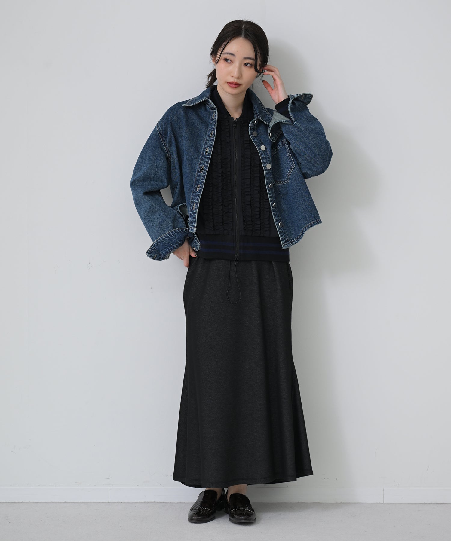 インディゴ　model：H160