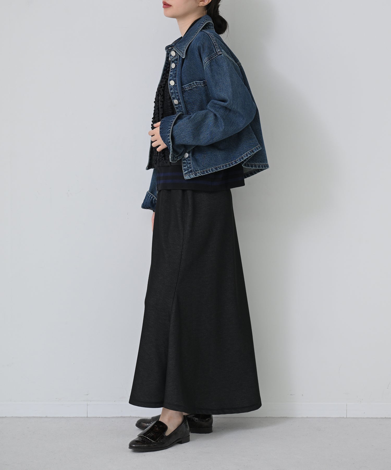 インディゴ　model：H160