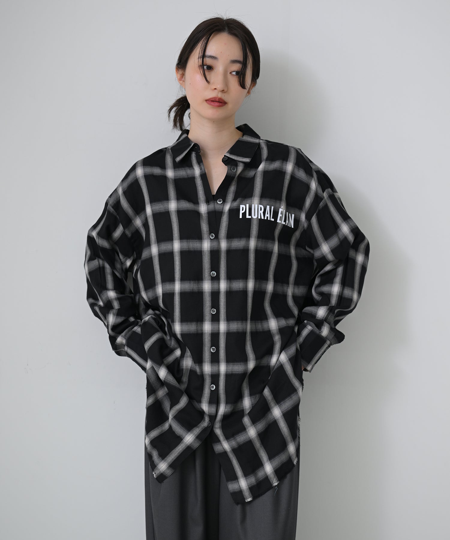 ブラック　model：H160