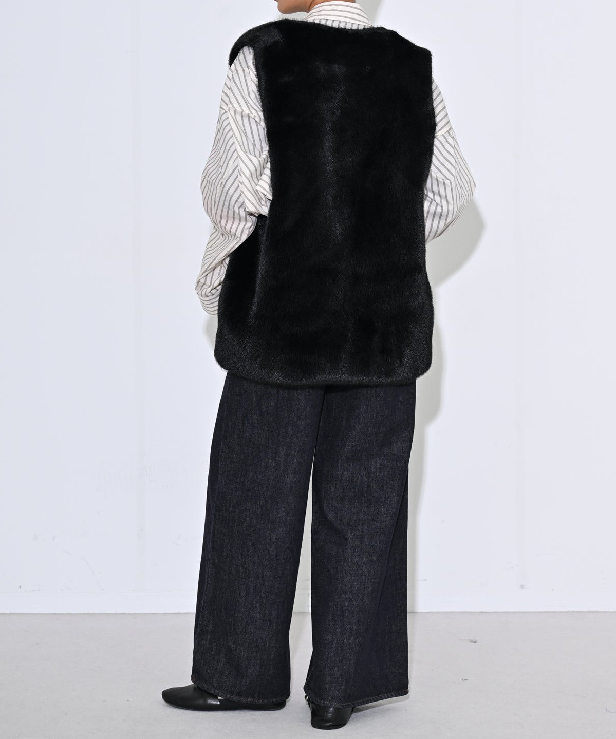 ブラック　model：H166cm