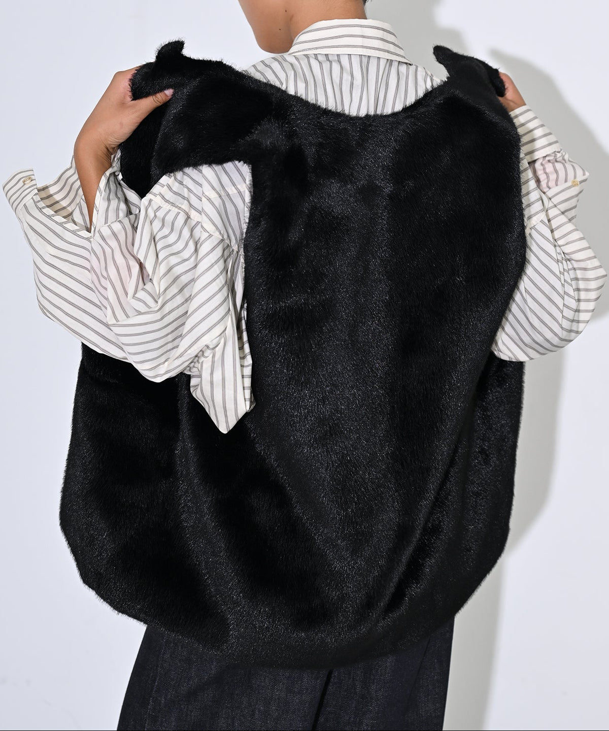 ブラック　model：H166cm