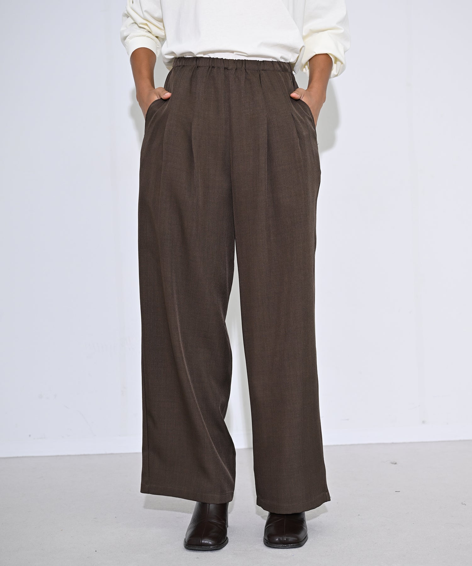 Tuck Wide Easy Pants