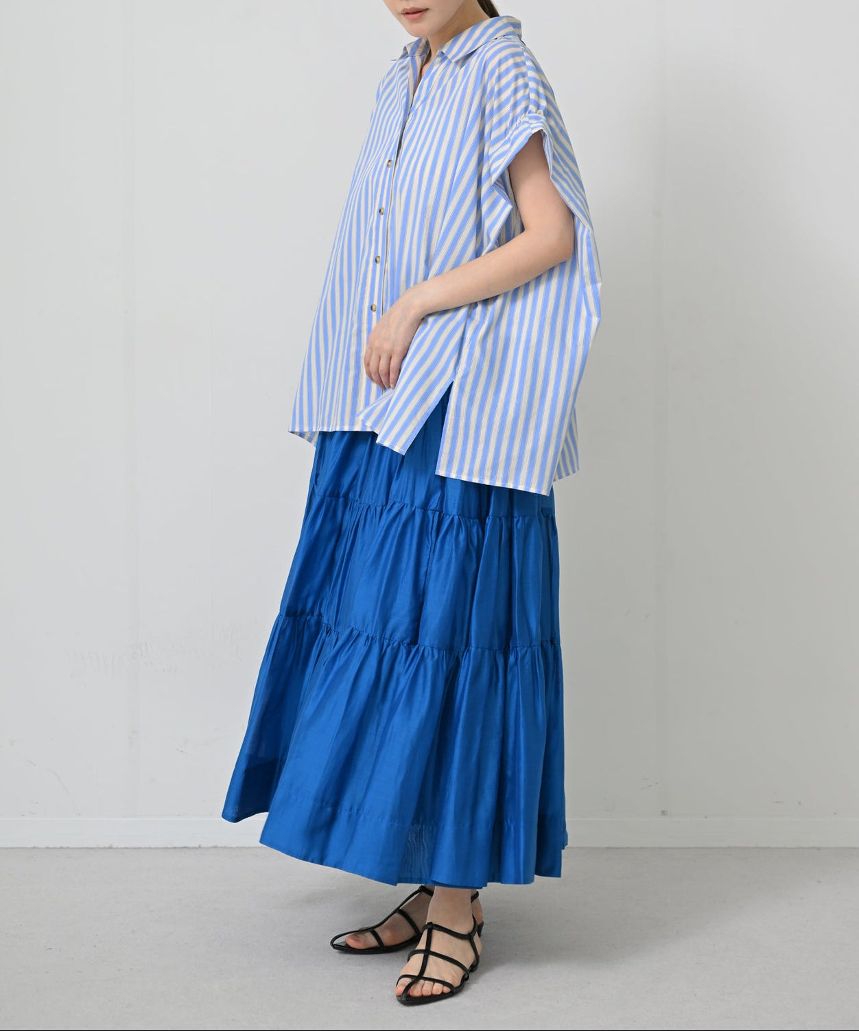 Back Ribbon Stripe Blouse
