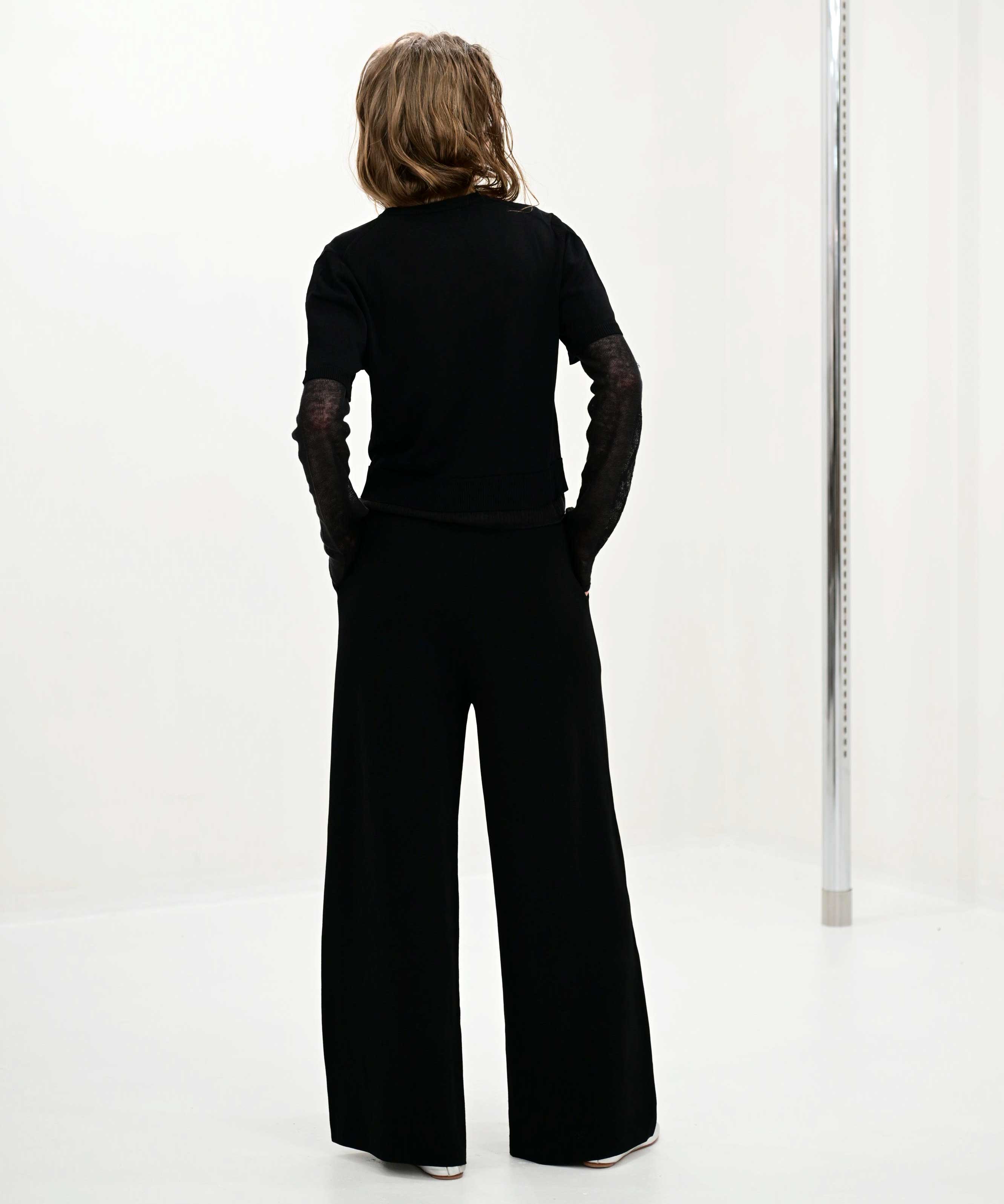 ブラック　model：H170cm