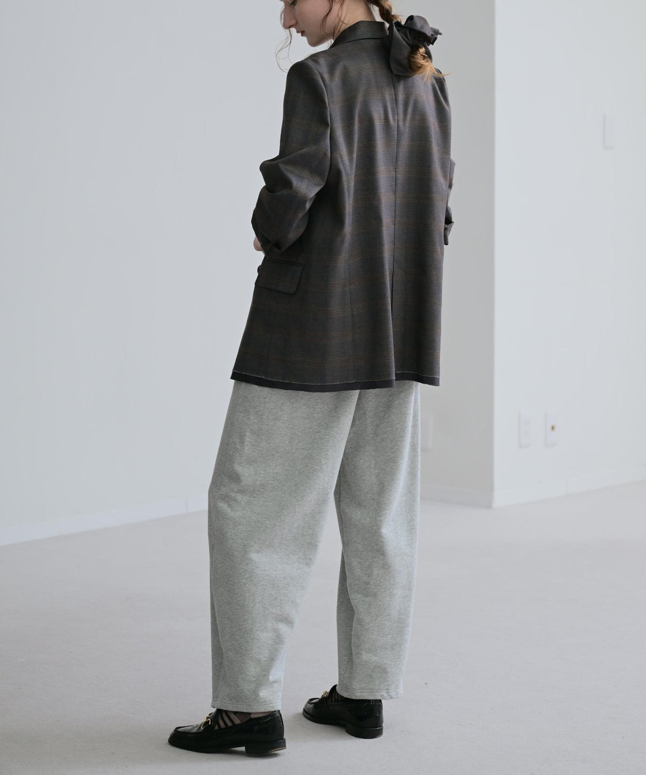 グレー Mサイズ　model：H170cm