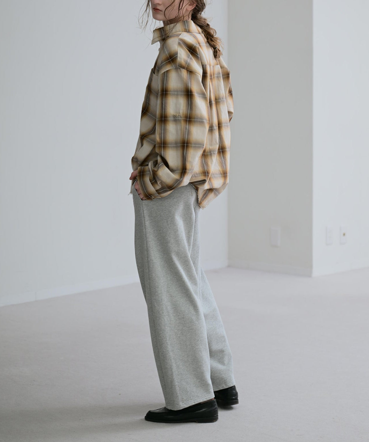 ベージュチェック　model：H170cm