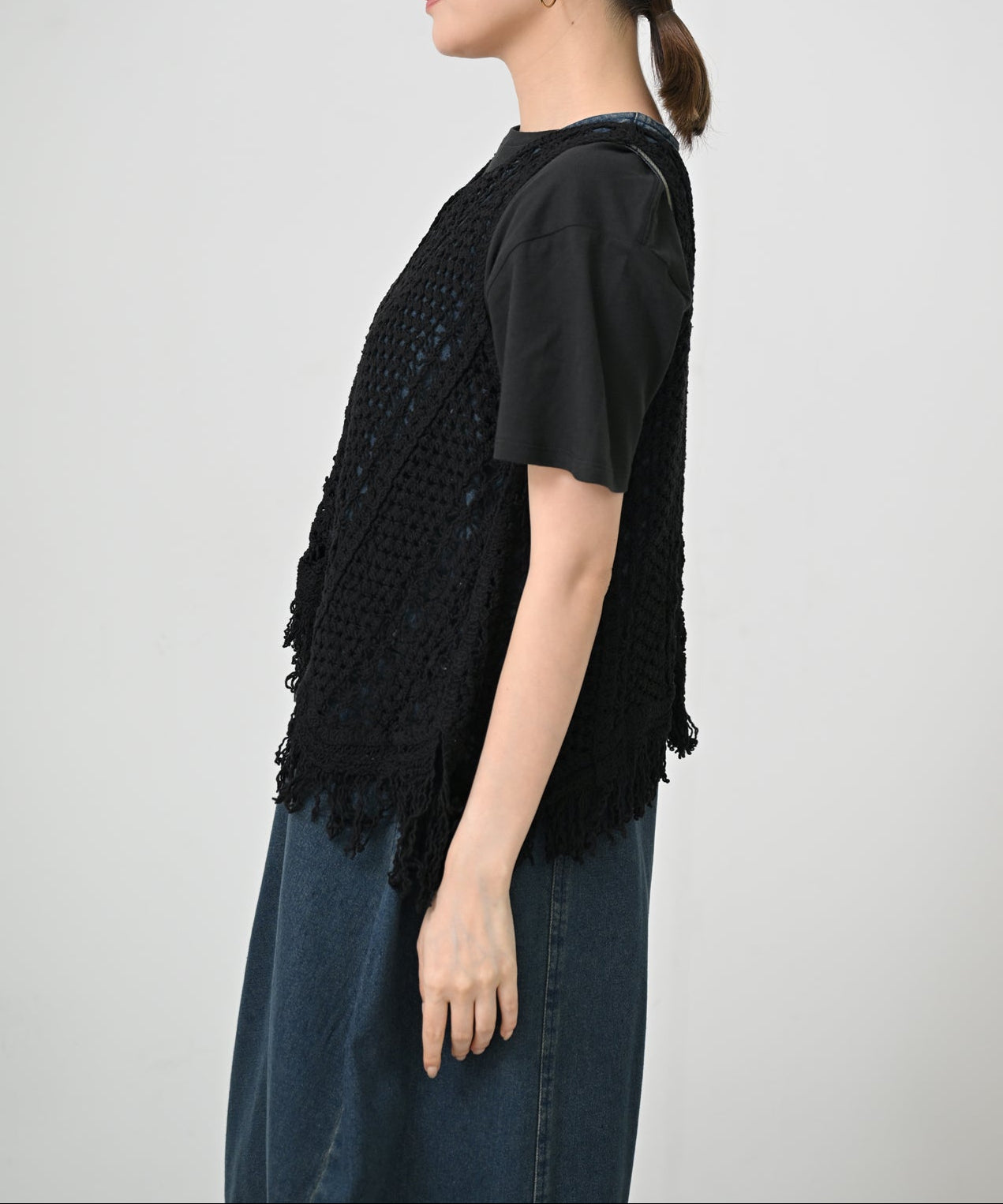 ブラック　model：H167