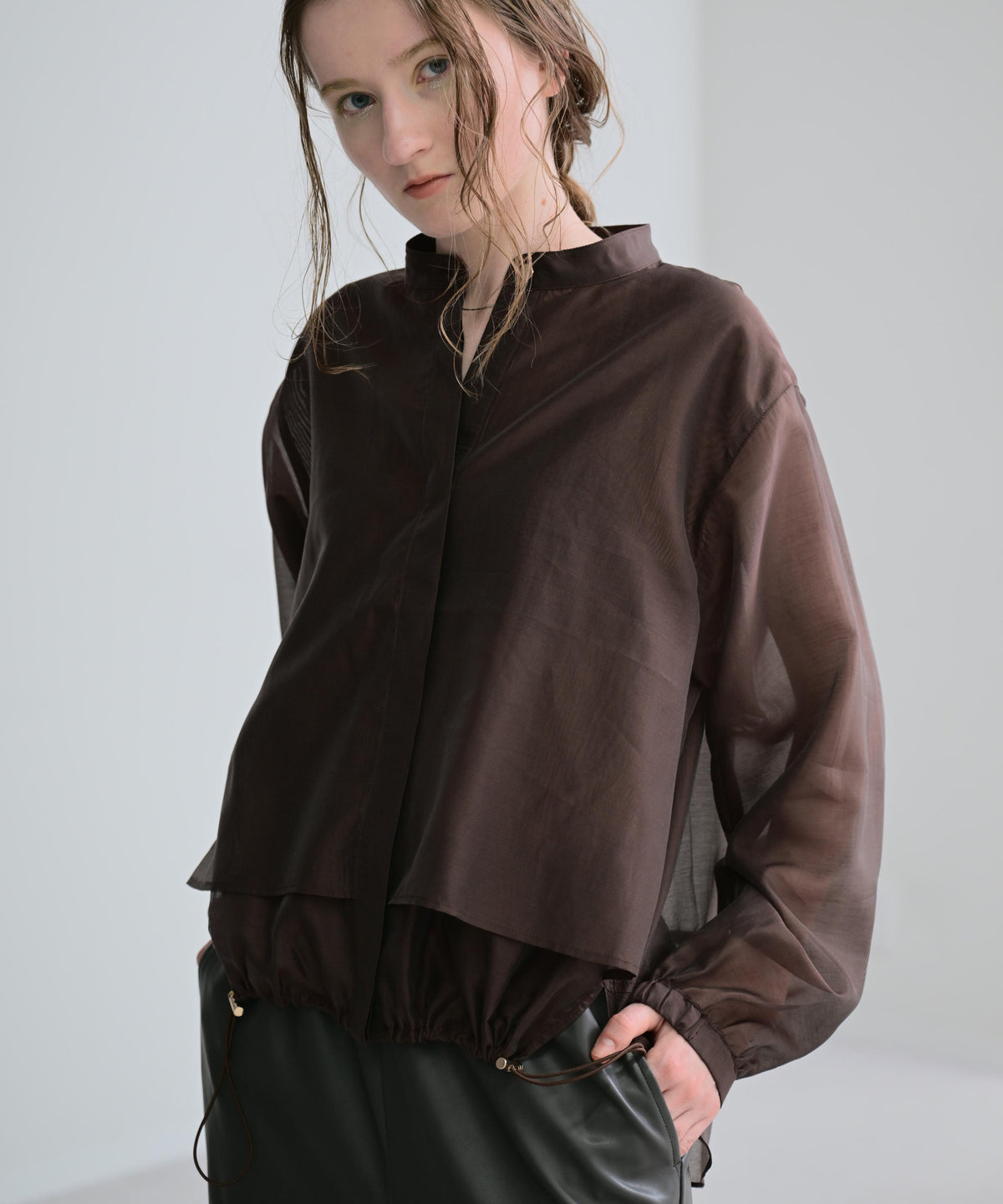 Blouse With Drawstring Hem ブラウン