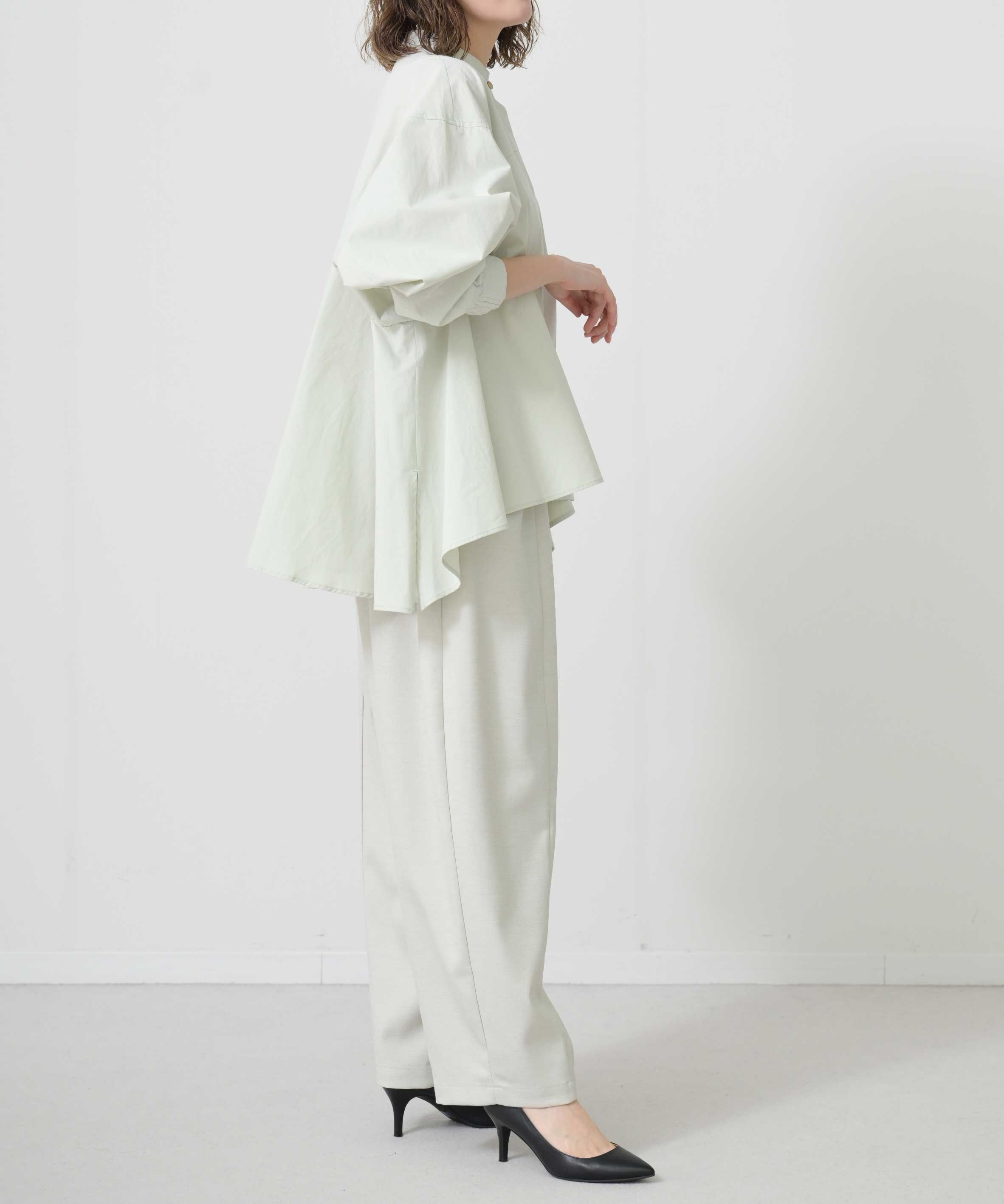 ベージュ　model：H167