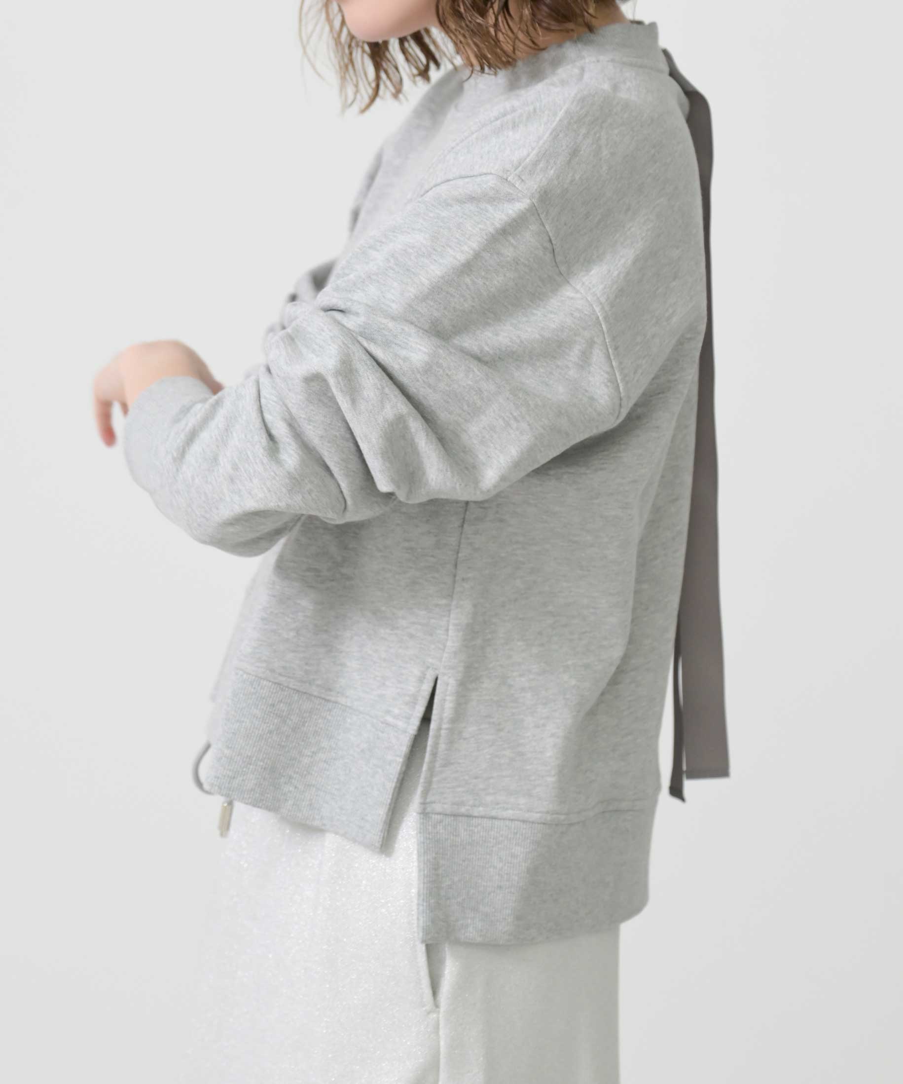 グレー　model：H167 