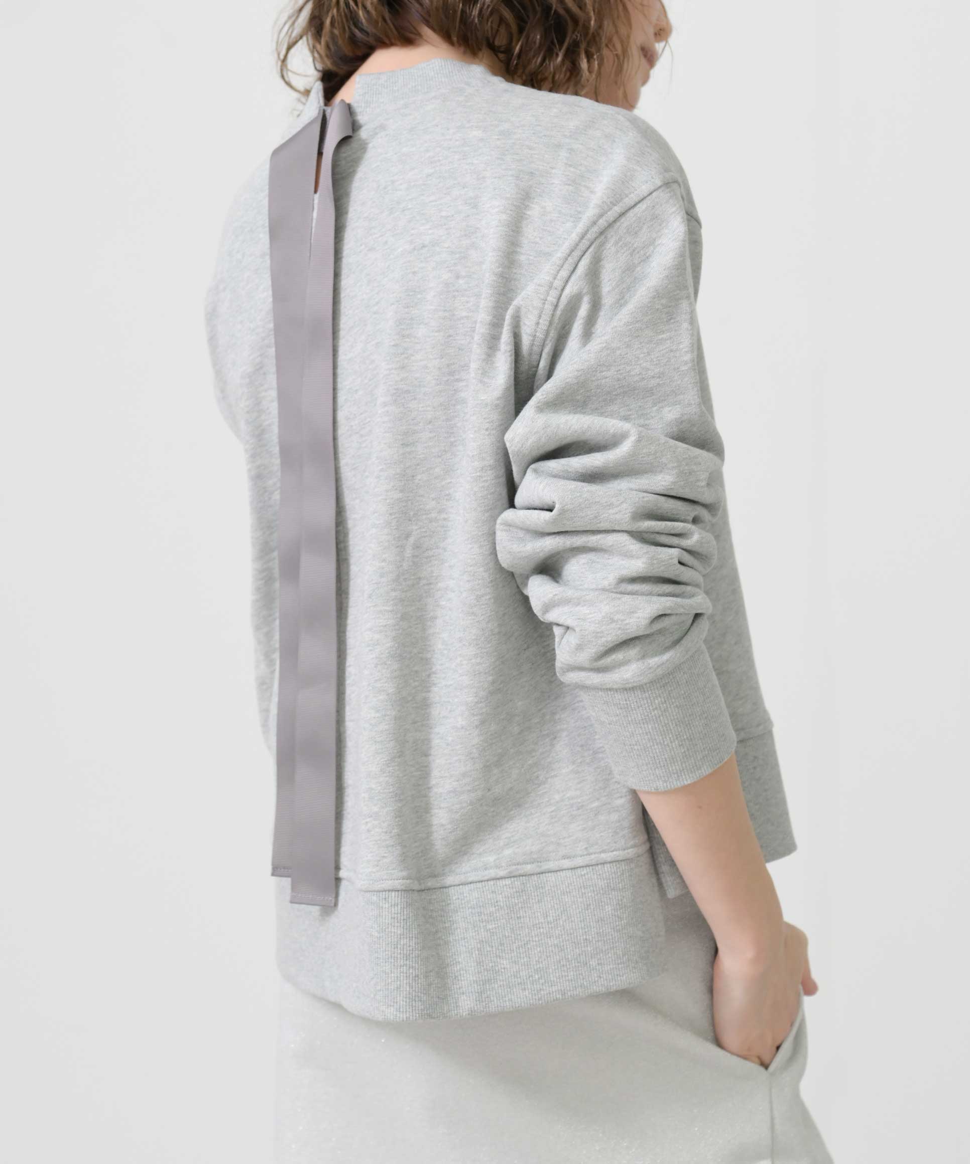 グレー　model：H167 