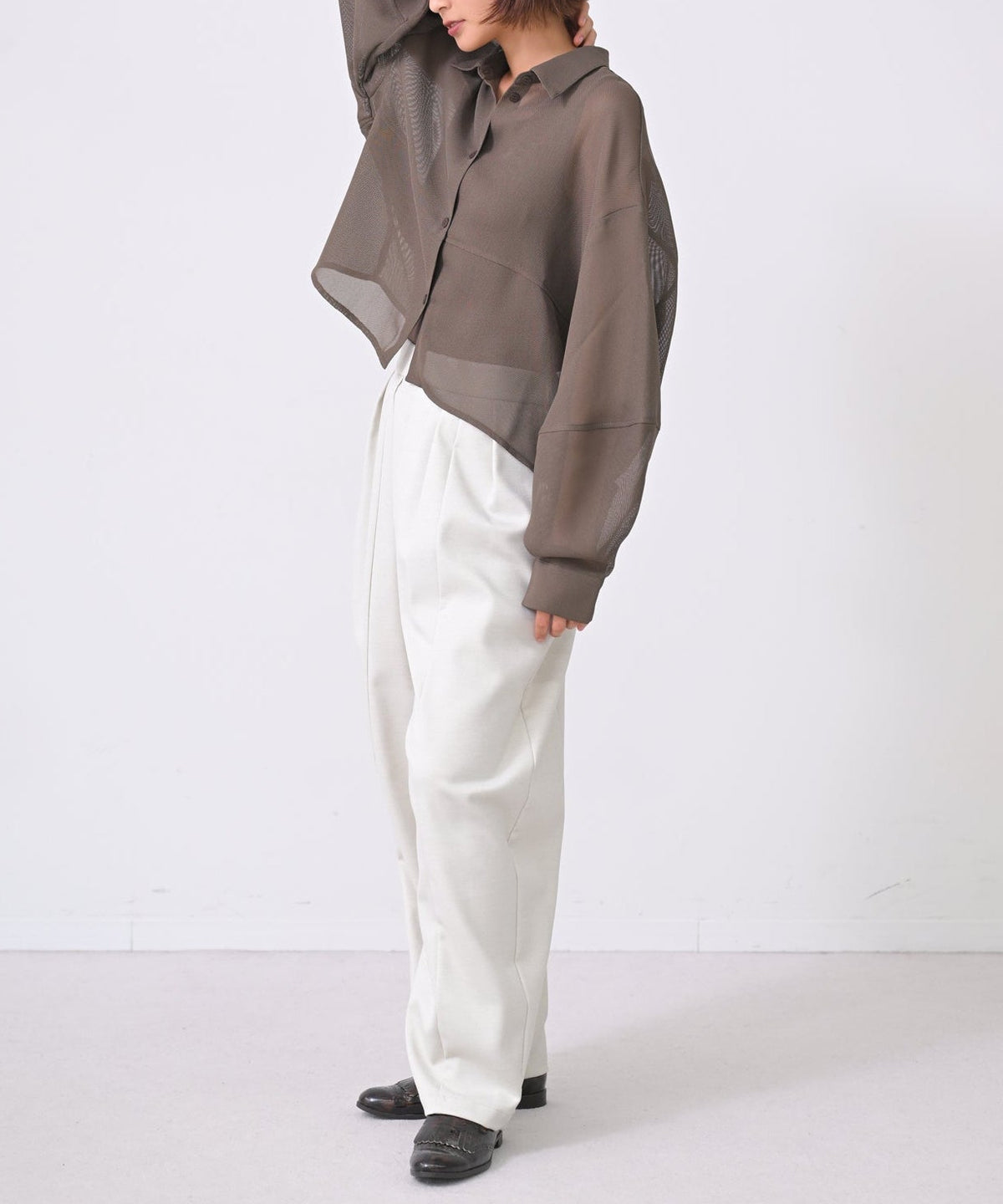 カーキ　model：H166cm
