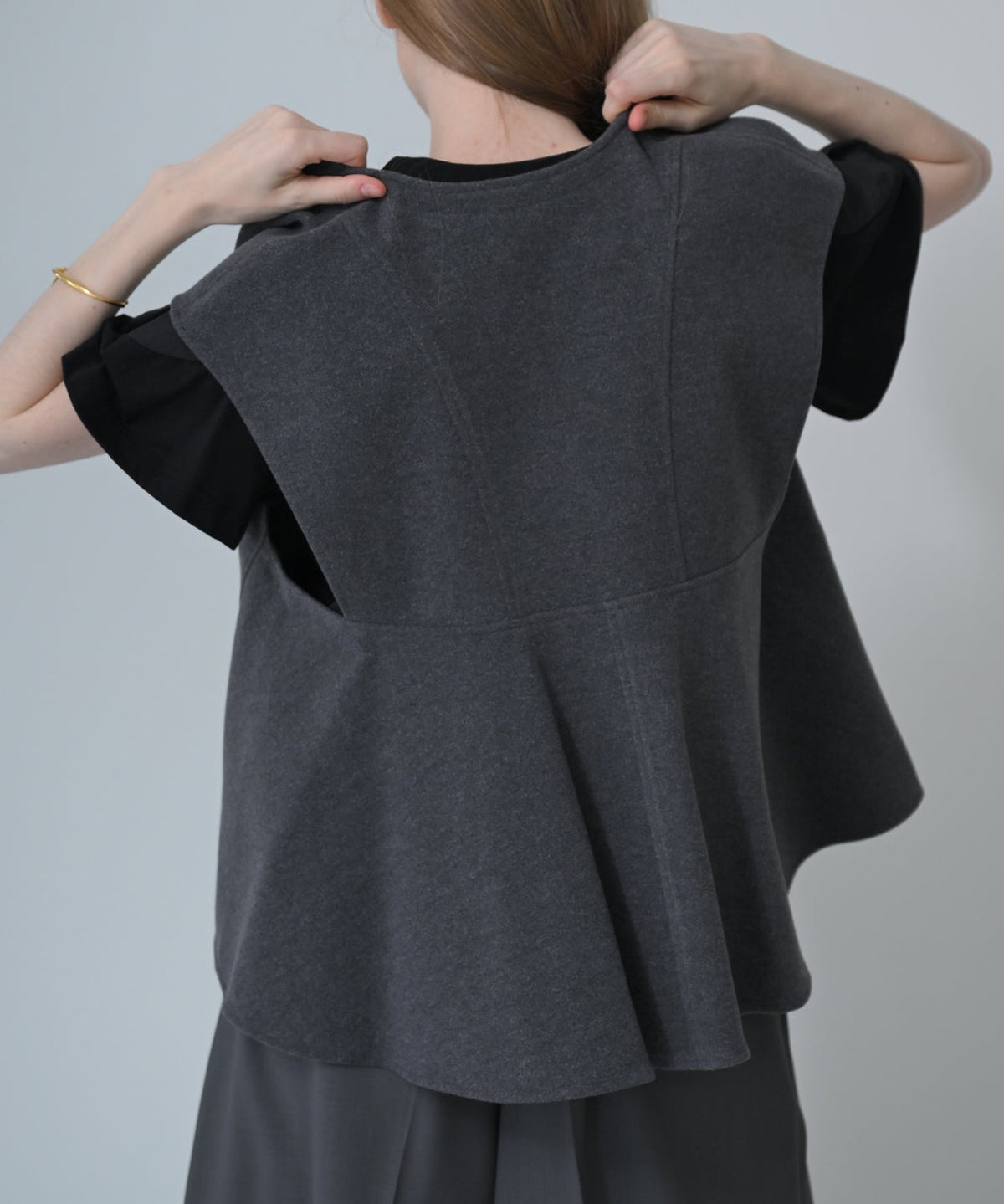Back Flare Melton Vest Jacket