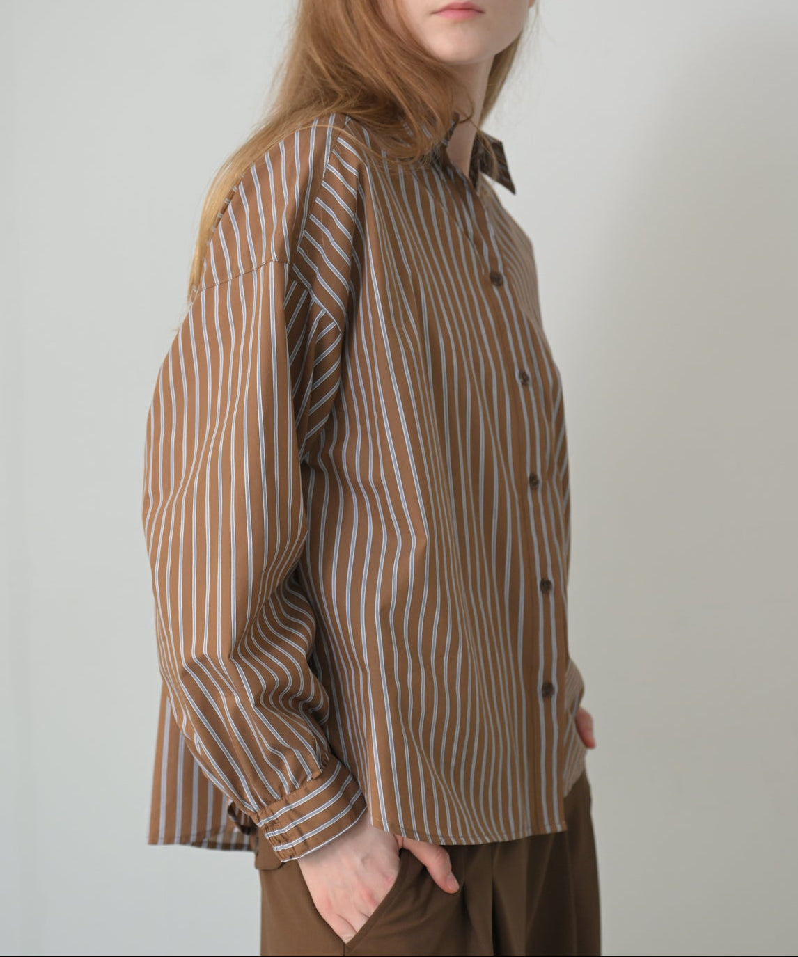 ブラウンストライプ　model：H170cm